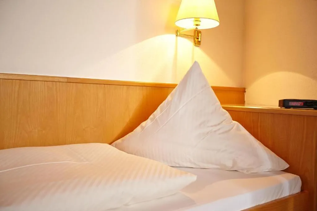 Bed in Hotel Sonne