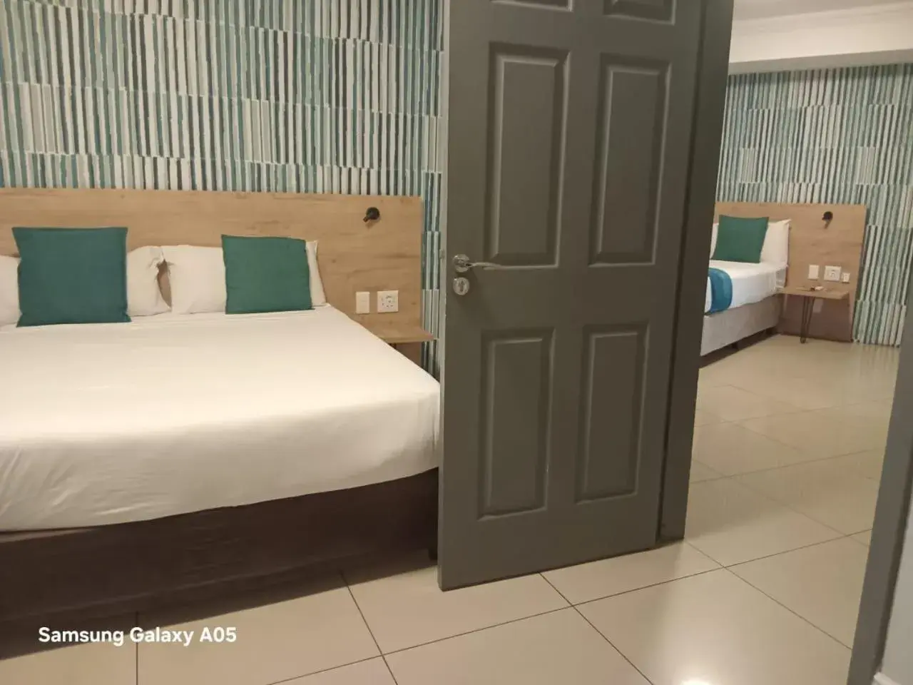 Bed in Bayside Self Catering and Hotel 14 Monty Naicker Pinestreet Durban Bed in Bayside Self Catering and Hotel 14 Monty Naicker Pinestreet Durban