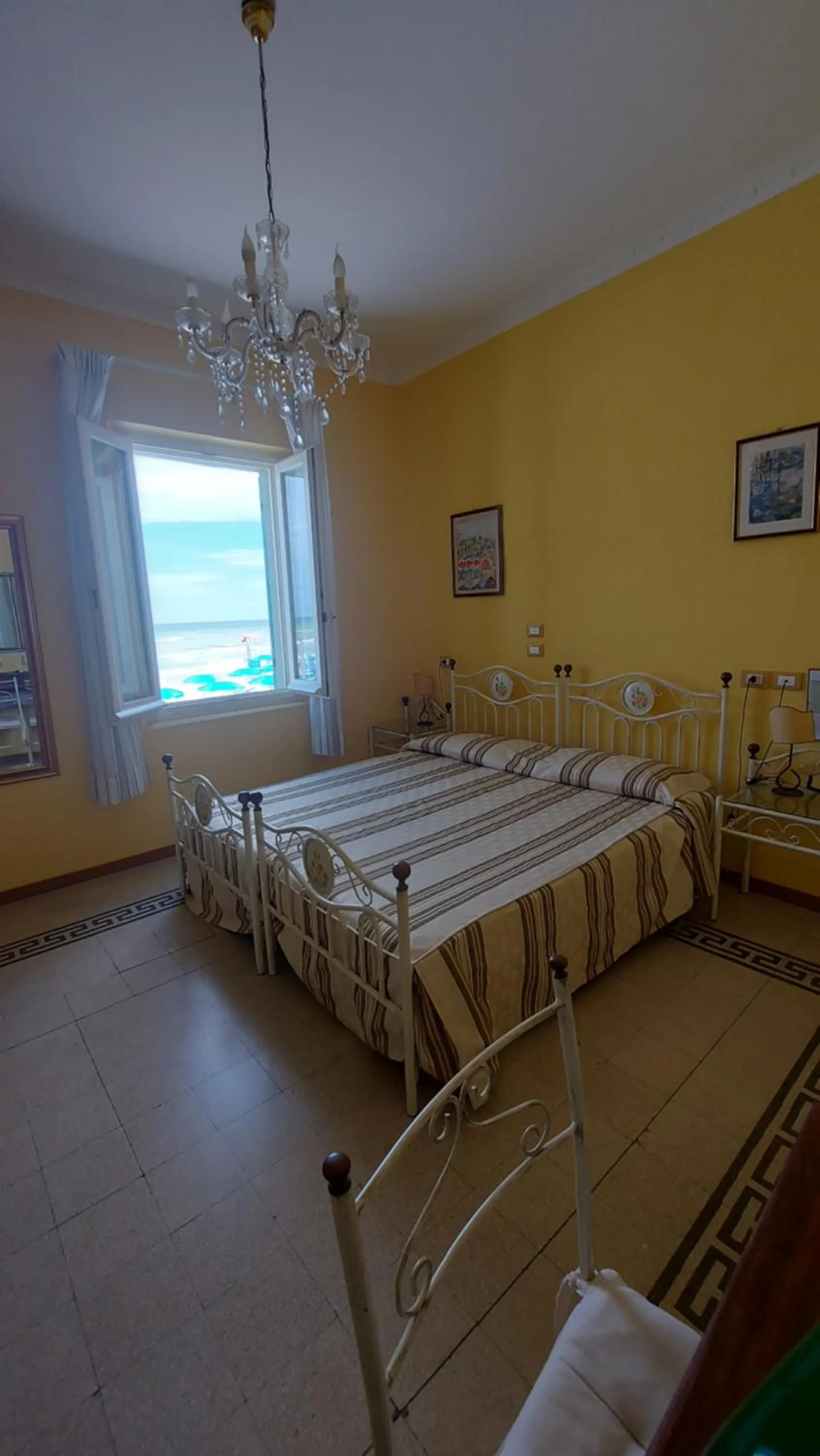 Bed in Albergo Regina