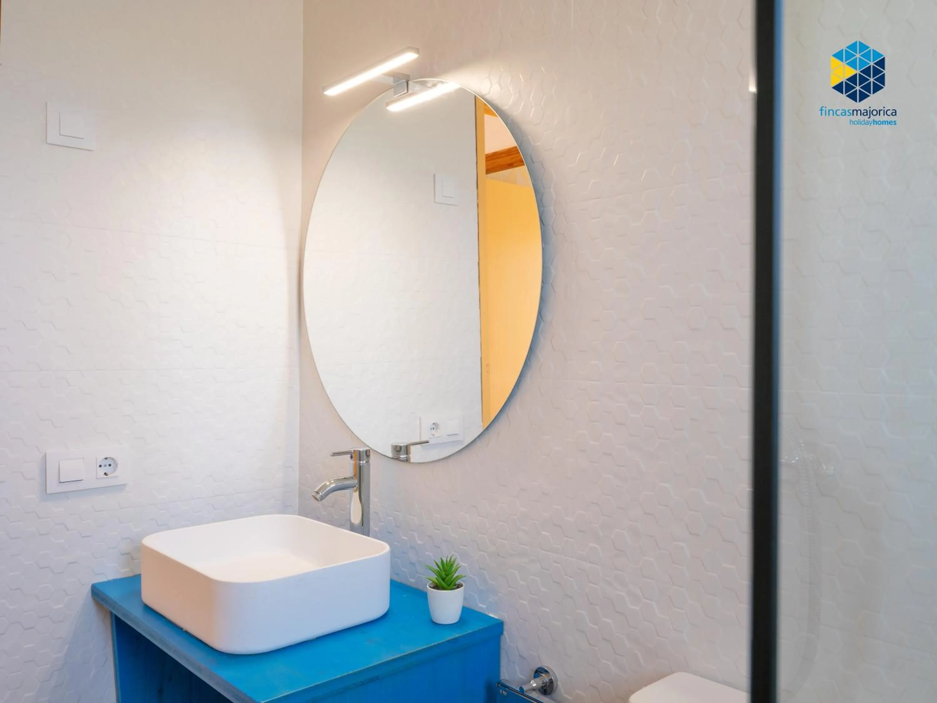 Bathroom in Apartamentos Bella María