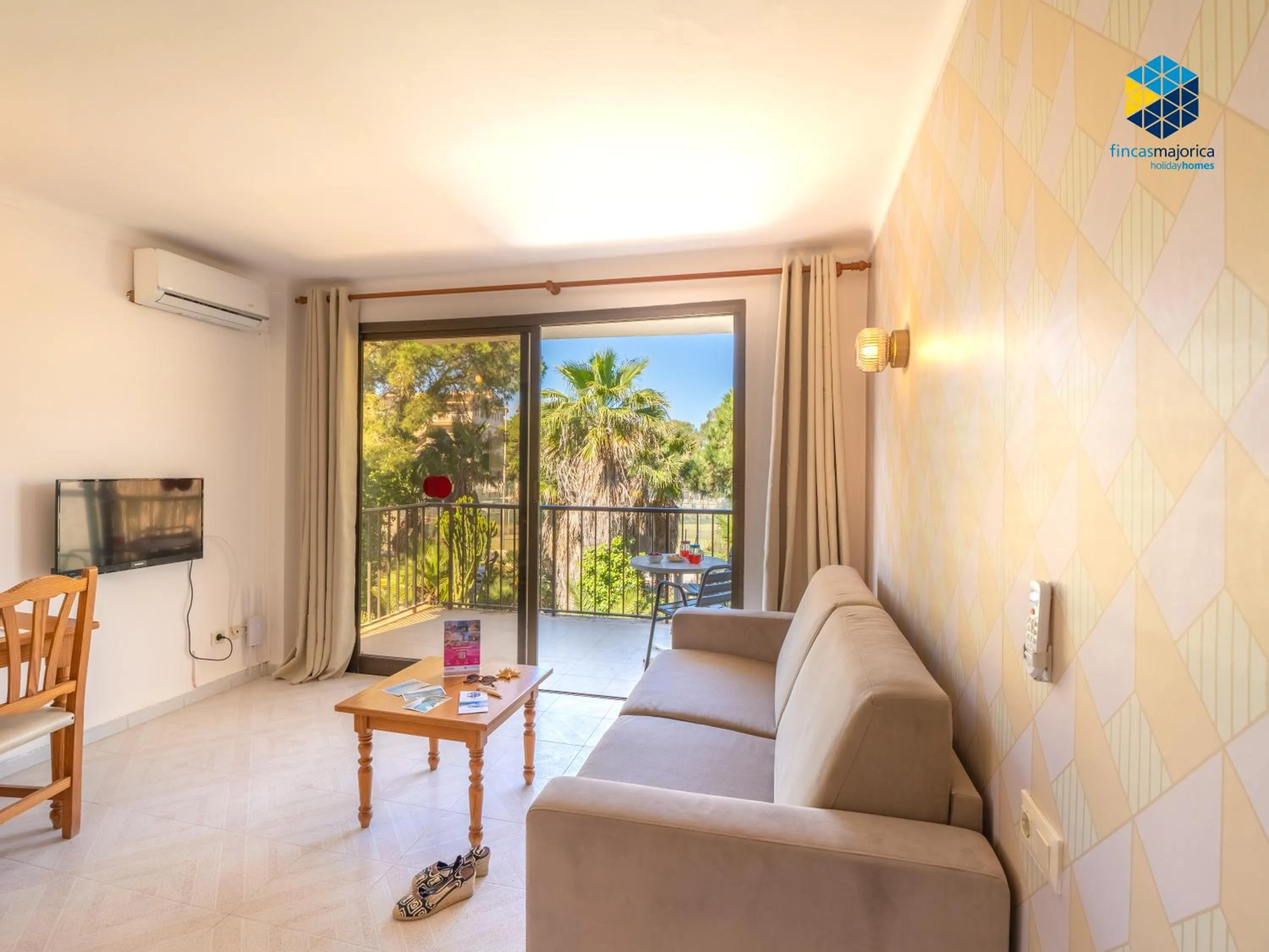 TV and multimedia in Apartamentos Bella María