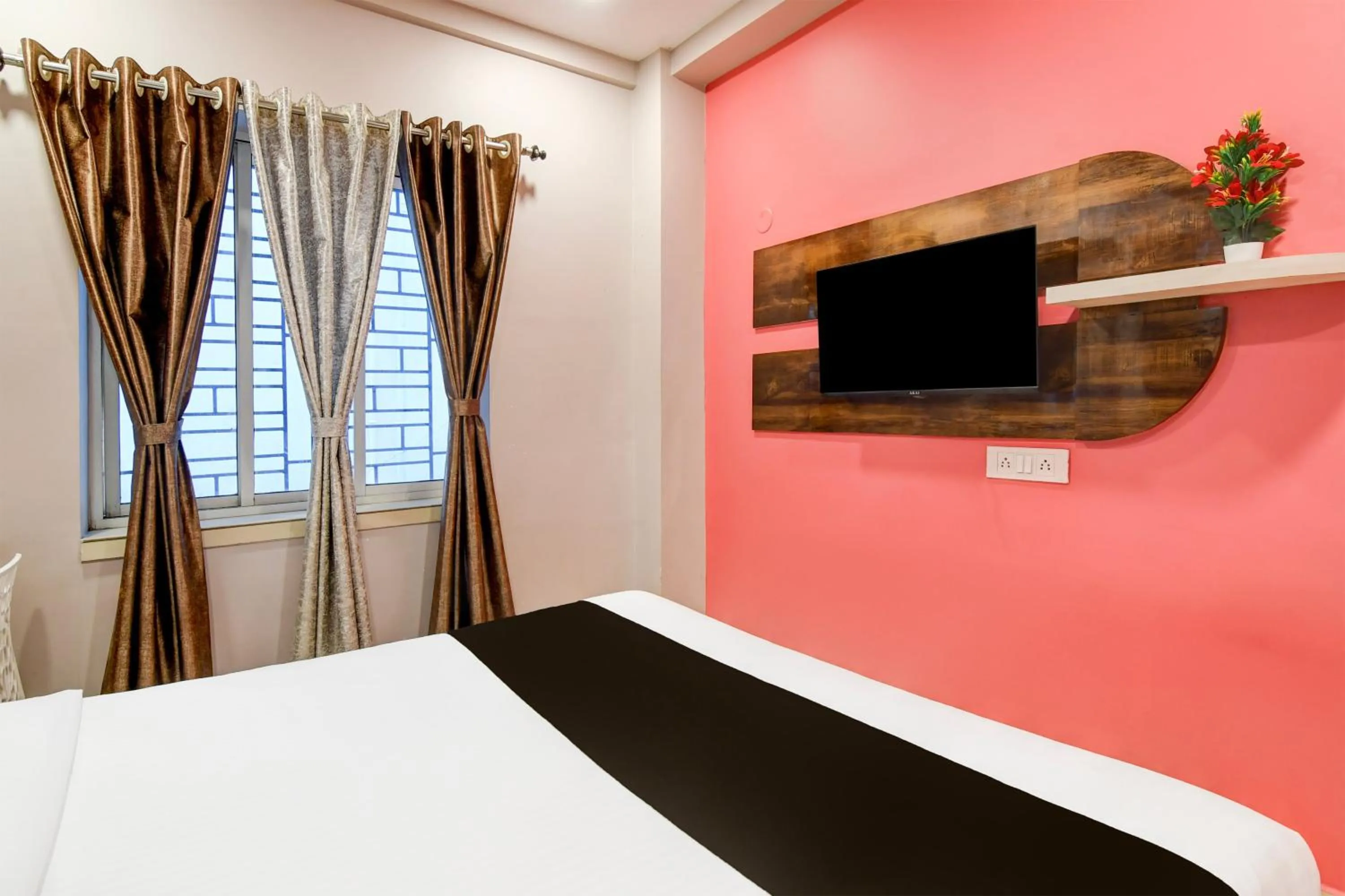 Bedroom, Bed in Super Collection O New Town Near OM Sweets Formerly Shiva Inn