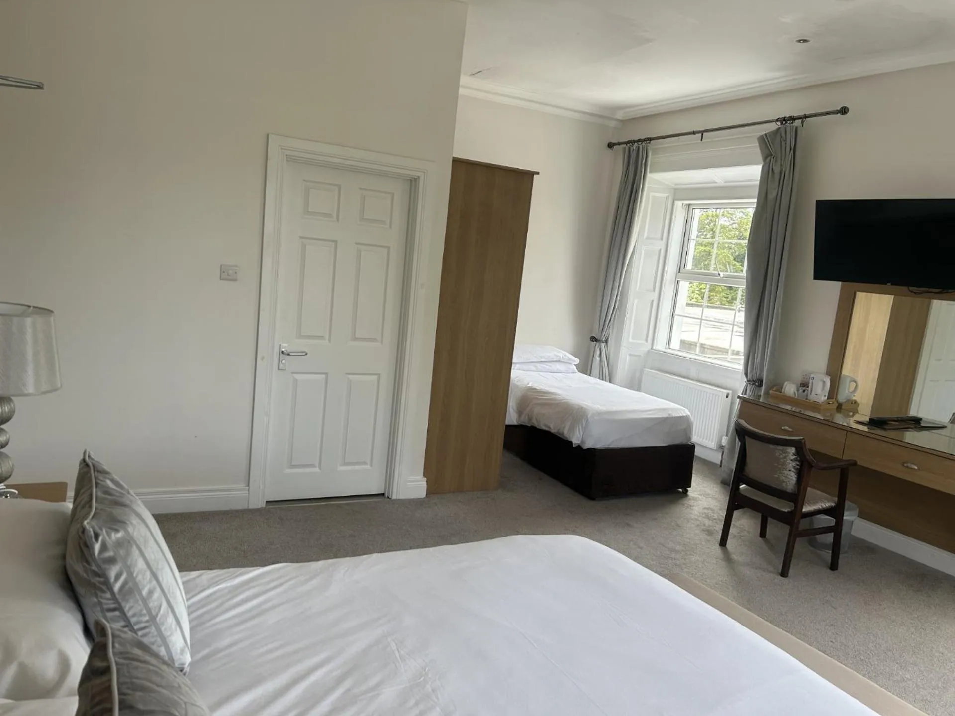 Family, Bed in Drummond Hotel