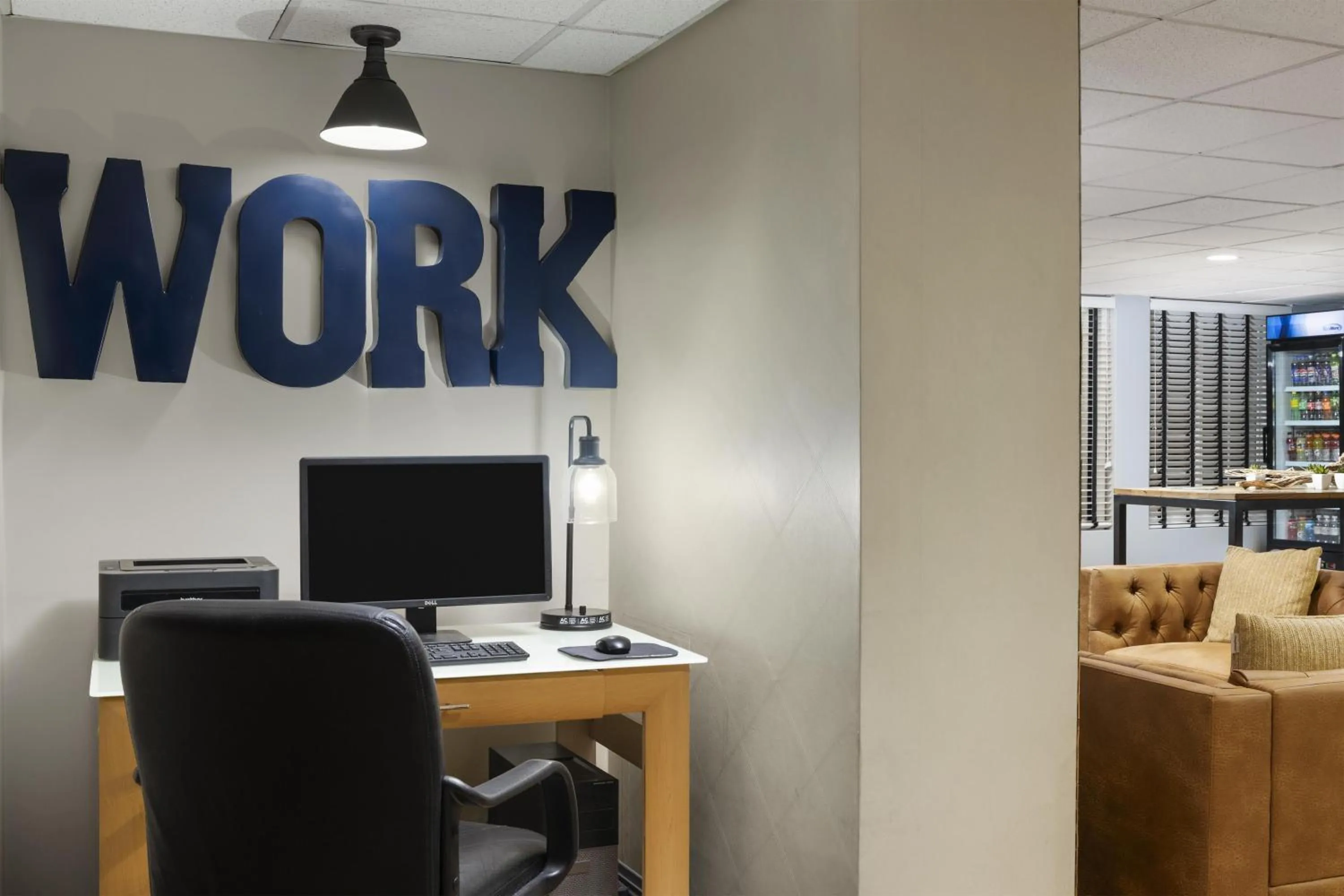 Business facilities in Harbor Town Inn, BW Signature Collection