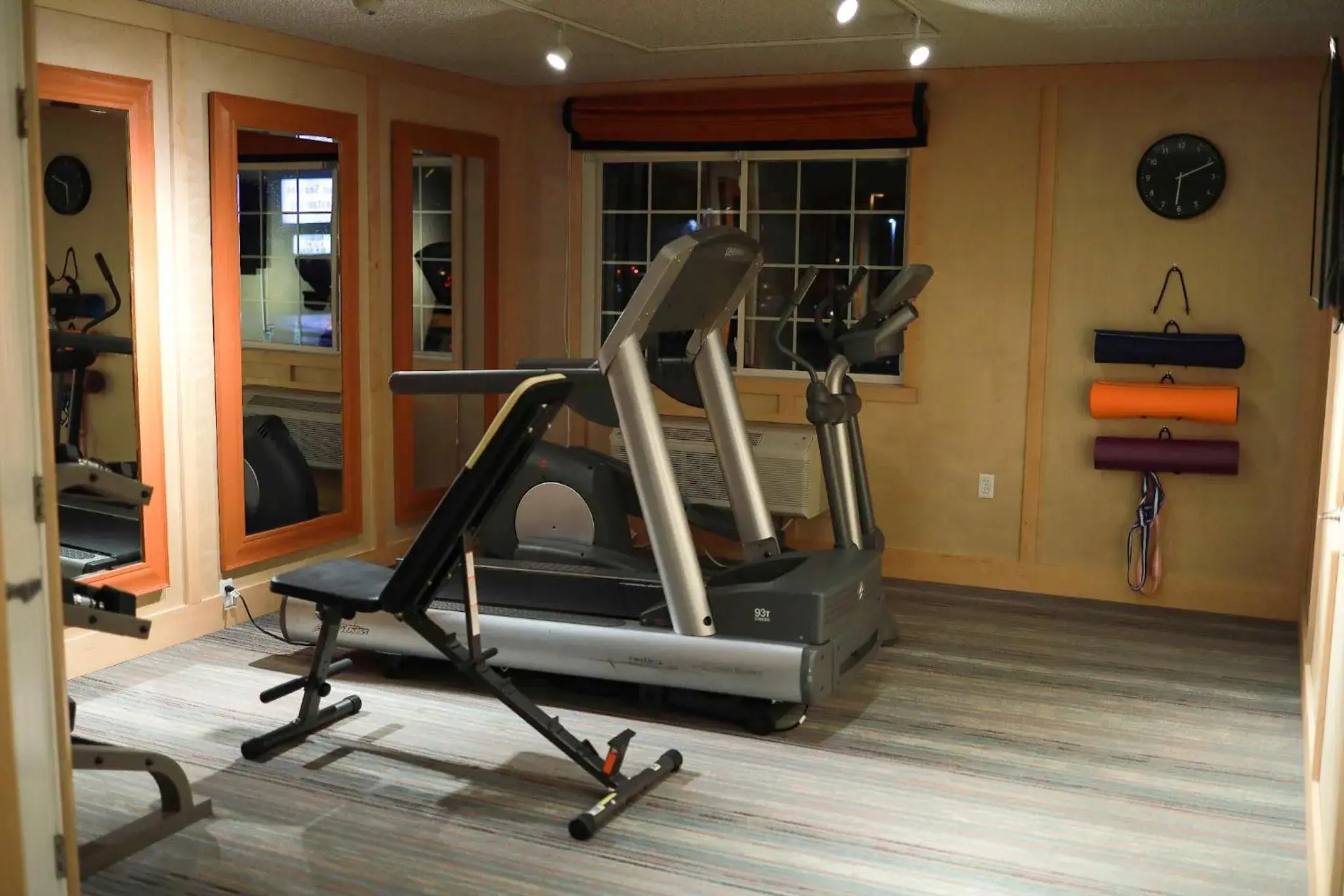 Fitness centre/facilities in Harbor Town Inn, BW Signature Collection Fitness centre/facilities in Harbor Town Inn, BW Signature Collection
