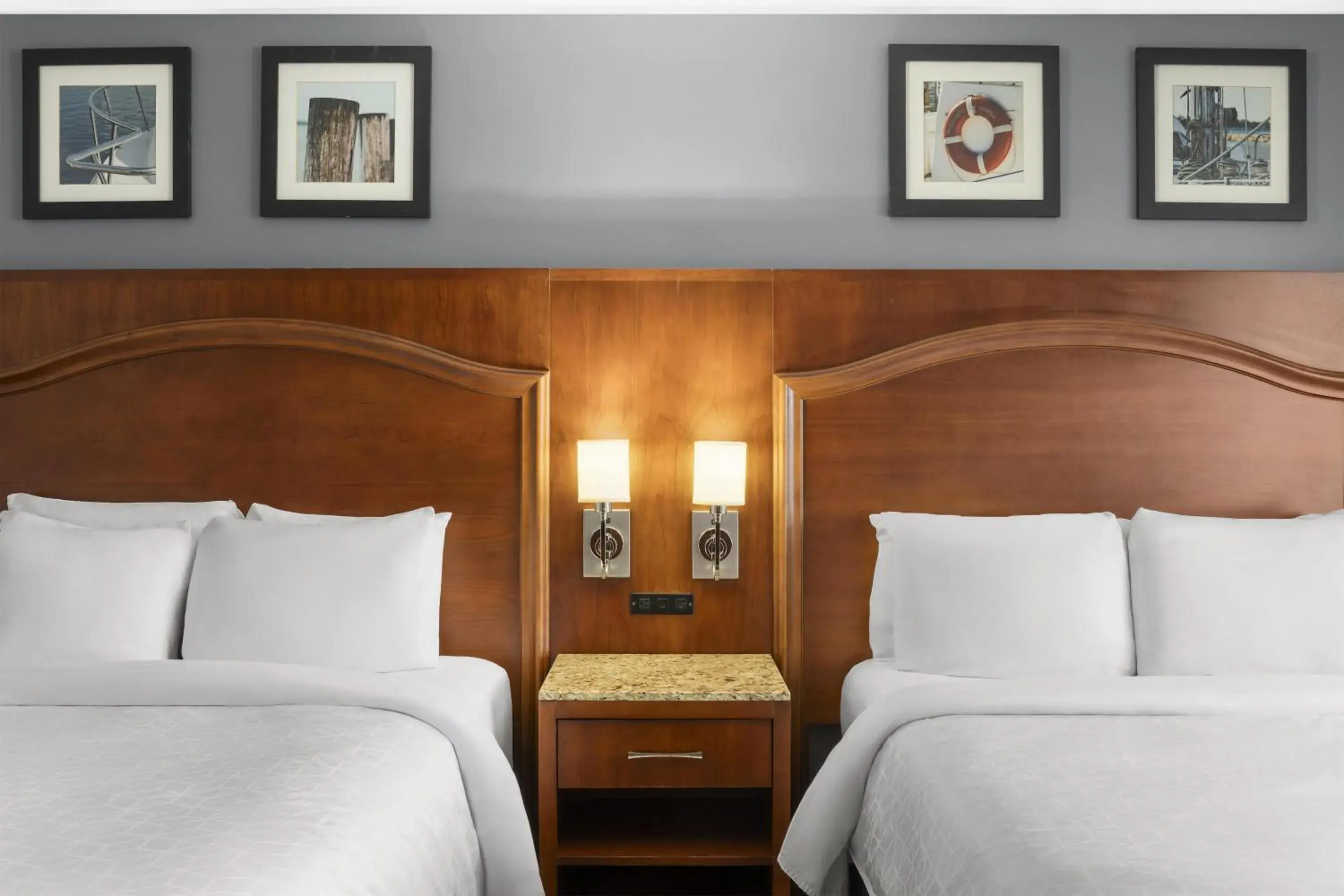 Bedroom, Bed in Harbor Town Inn, BW Signature Collection Bedroom, Bed in Harbor Town Inn, BW Signature Collection