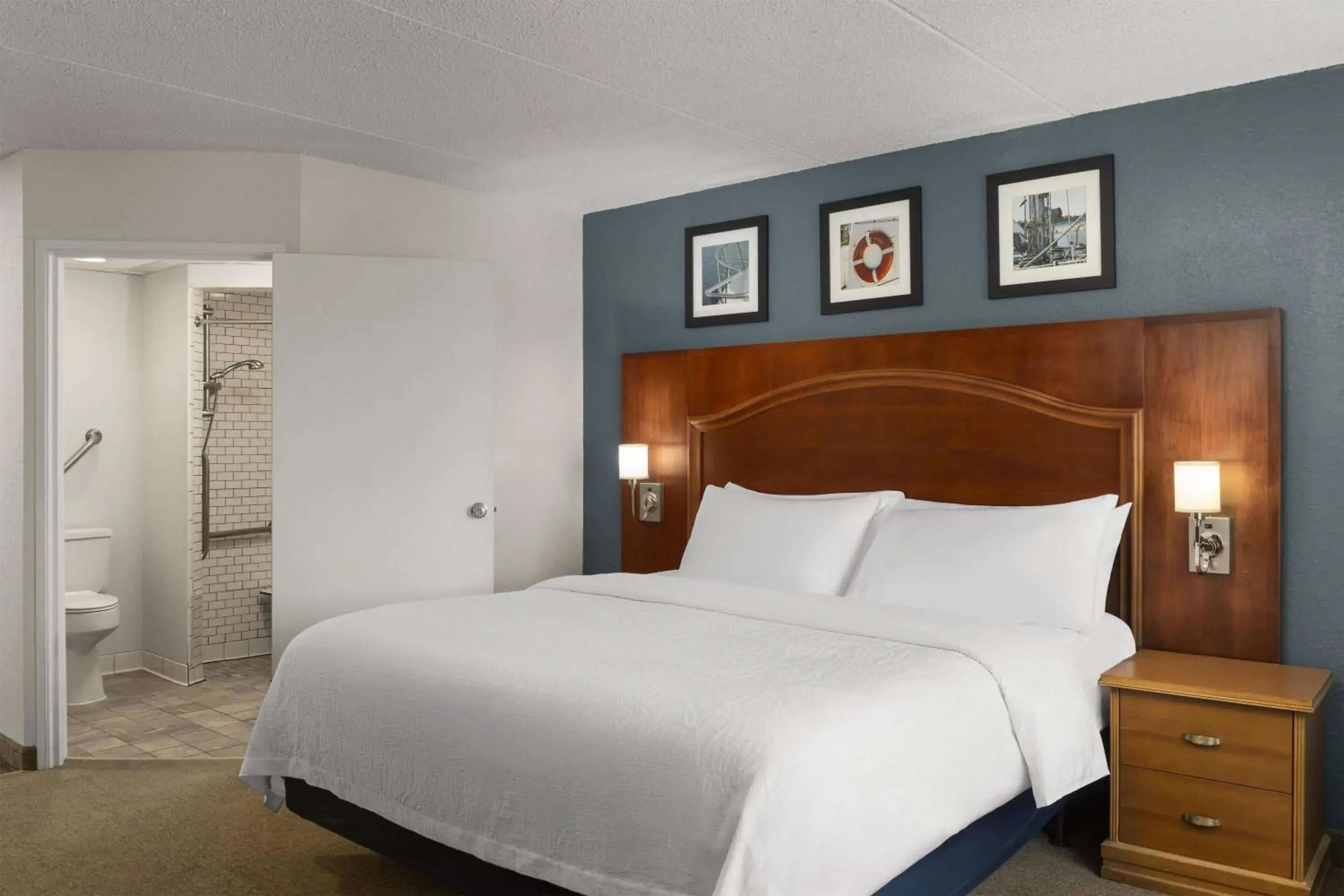 Bedroom, Bed in Harbor Town Inn, BW Signature Collection Bedroom, Bed in Harbor Town Inn, BW Signature Collection