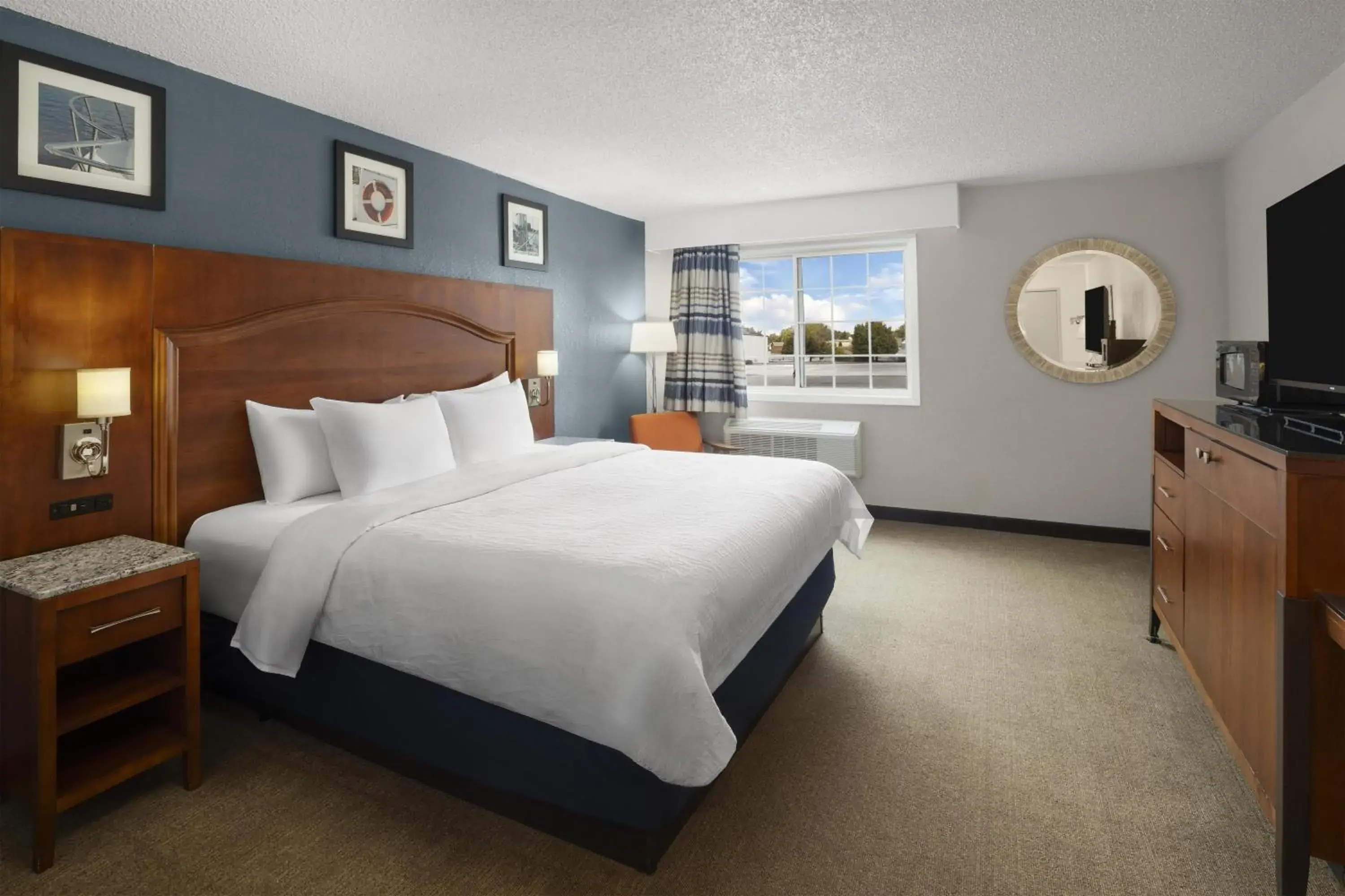 Bedroom, Bed in Harbor Town Inn, BW Signature Collection Bedroom, Bed in Harbor Town Inn, BW Signature Collection