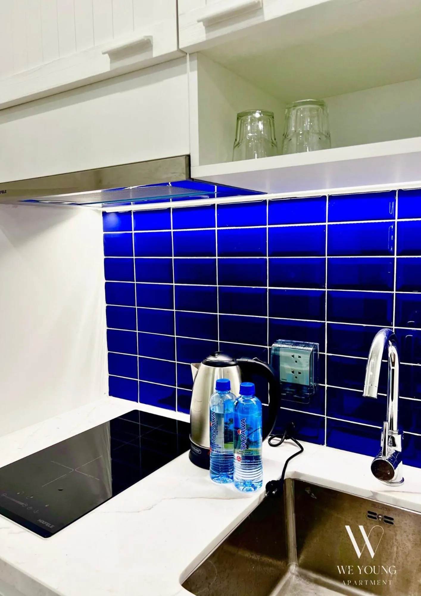 Kitchen or kitchenette in We Young Apartments by HOFs - Fireworks & Ocean view