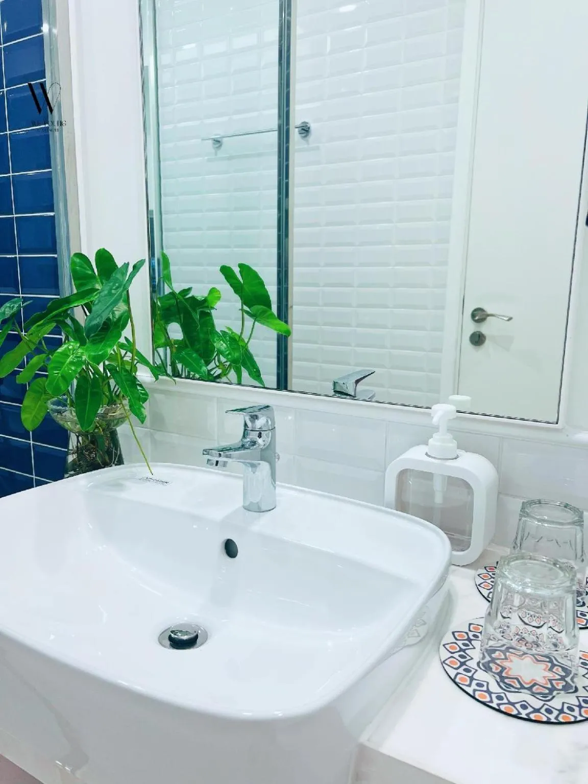 Bathroom in We Young Apartments by HOFs - Fireworks & Ocean view