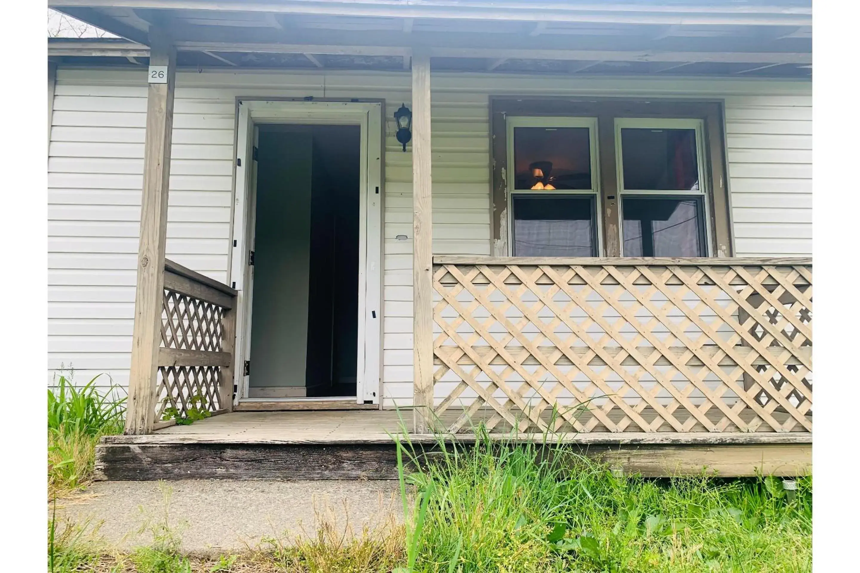 Bedroom in Werry's Cottages and Pub By OYO East Stroudsborg - Weekly Stays Bedroom in Werry's Cottages and Pub By OYO East Stroudsborg - Weekly Stays