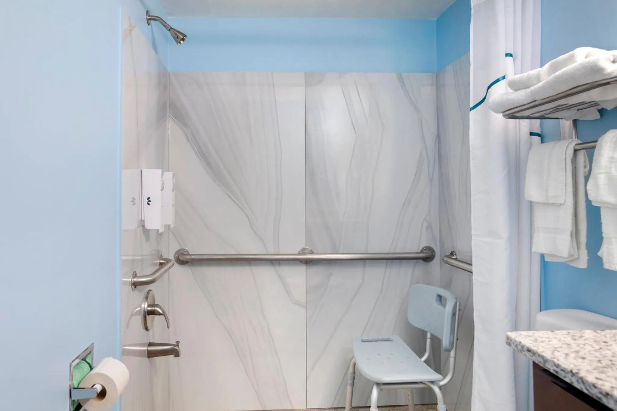 Bathroom in HomeTowne Studios by Red Roof Huntsville - Madison