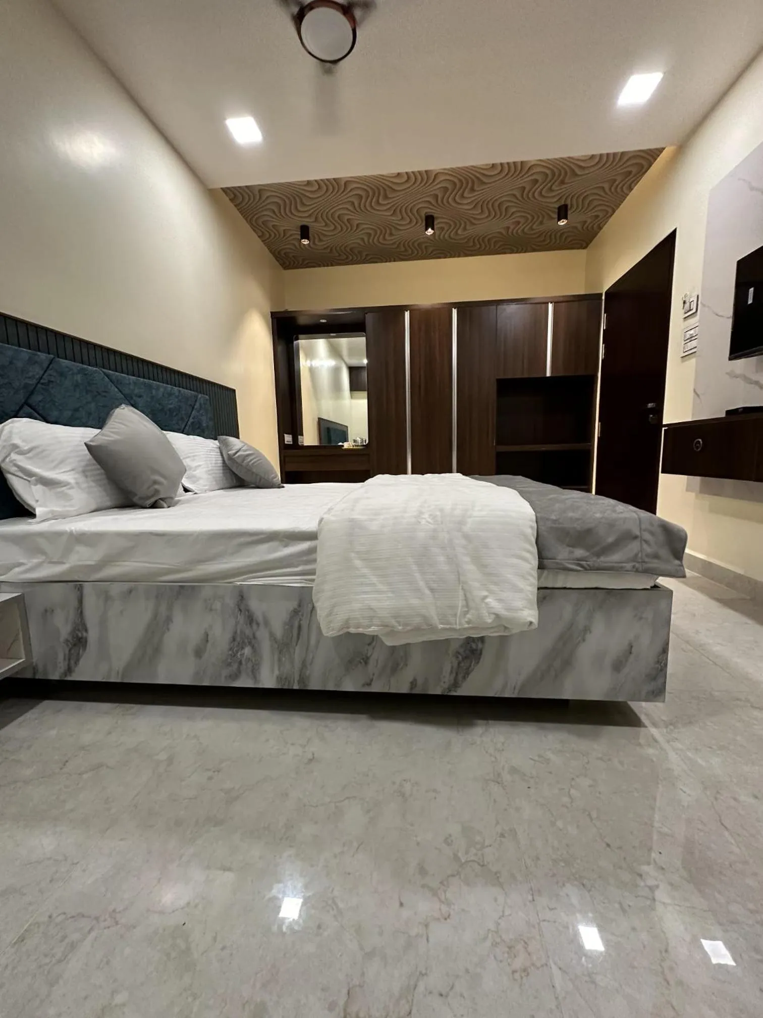 Bed in Jai Raja's Tower