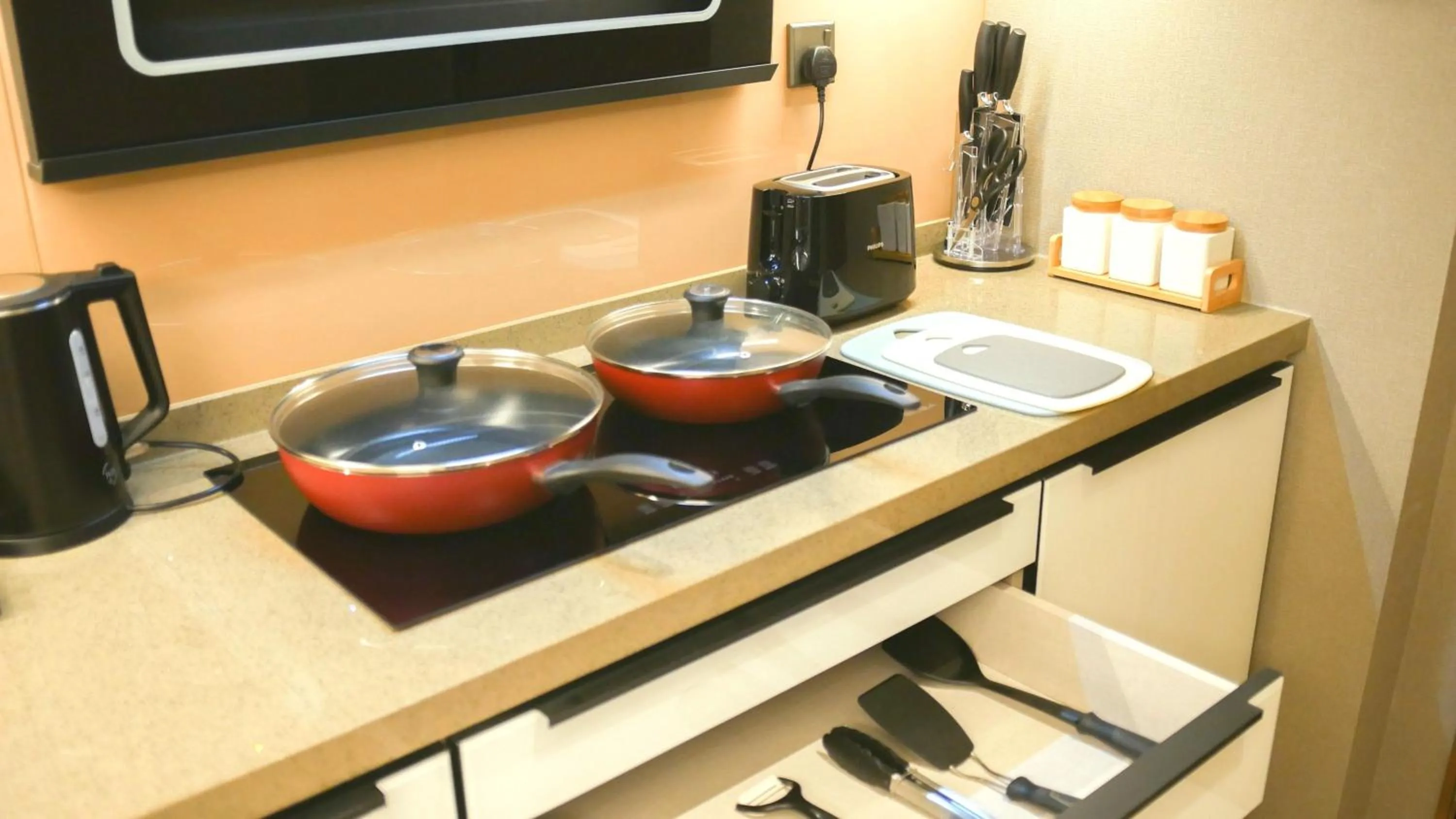 Kitchen or kitchenette in Imperial KLCC Residence