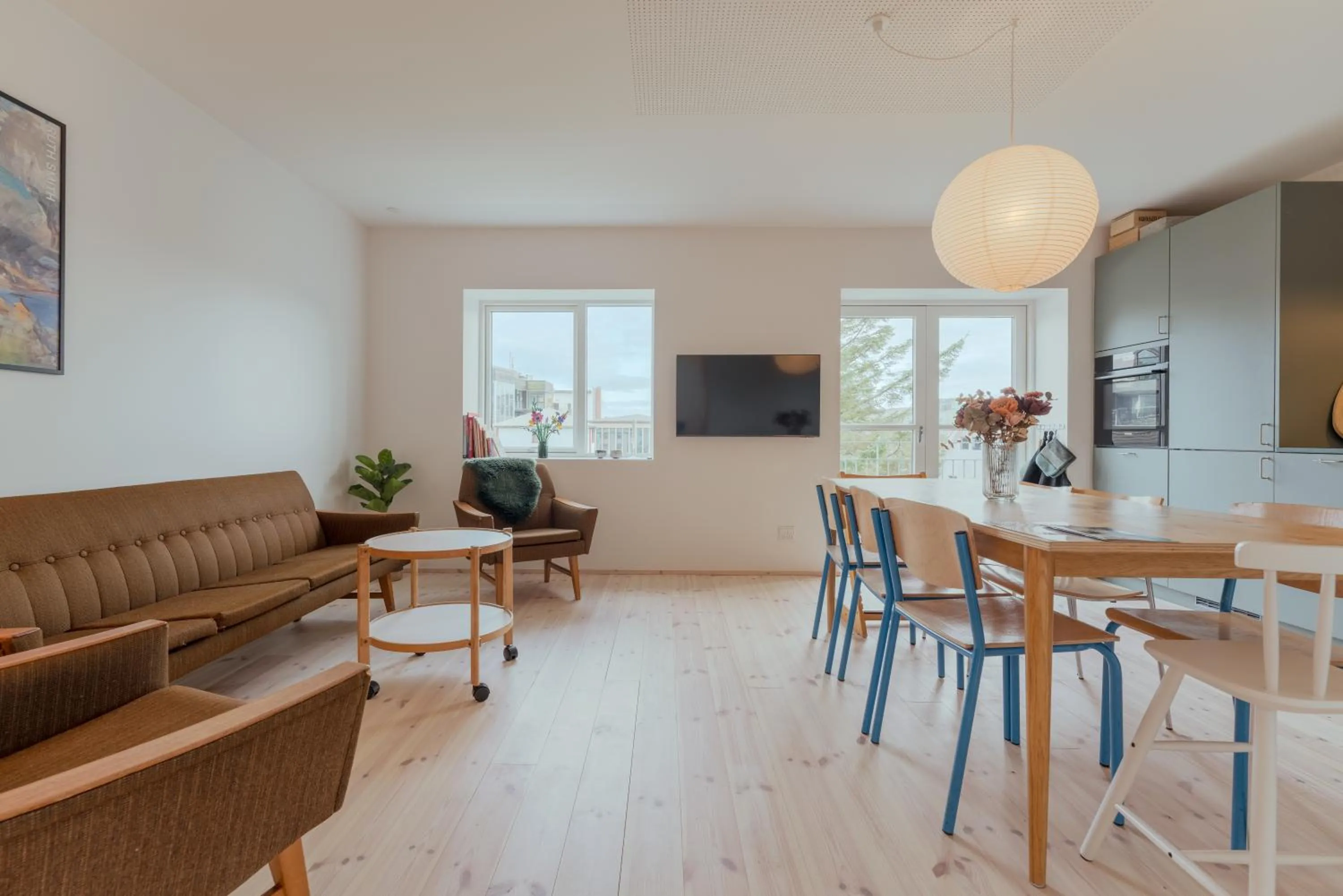 TV and multimedia in Charming Central Tórshavn Retreat - 2BR Apartment