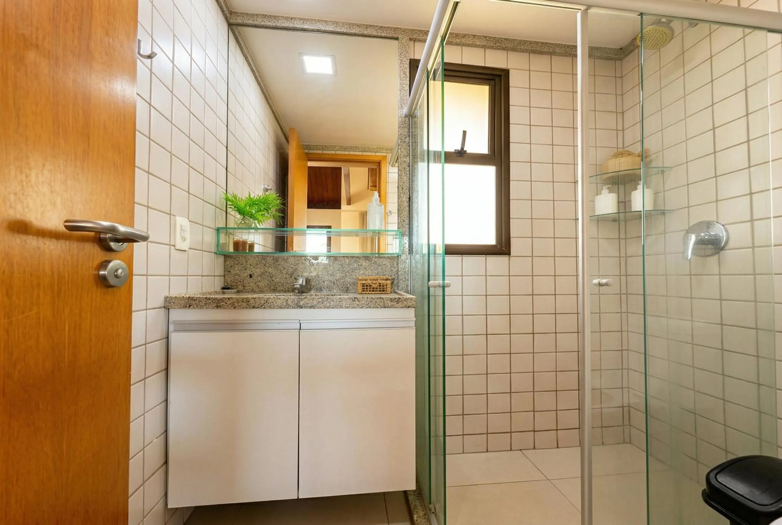 Toilet in Malawi Beach Resort - Flat SKY