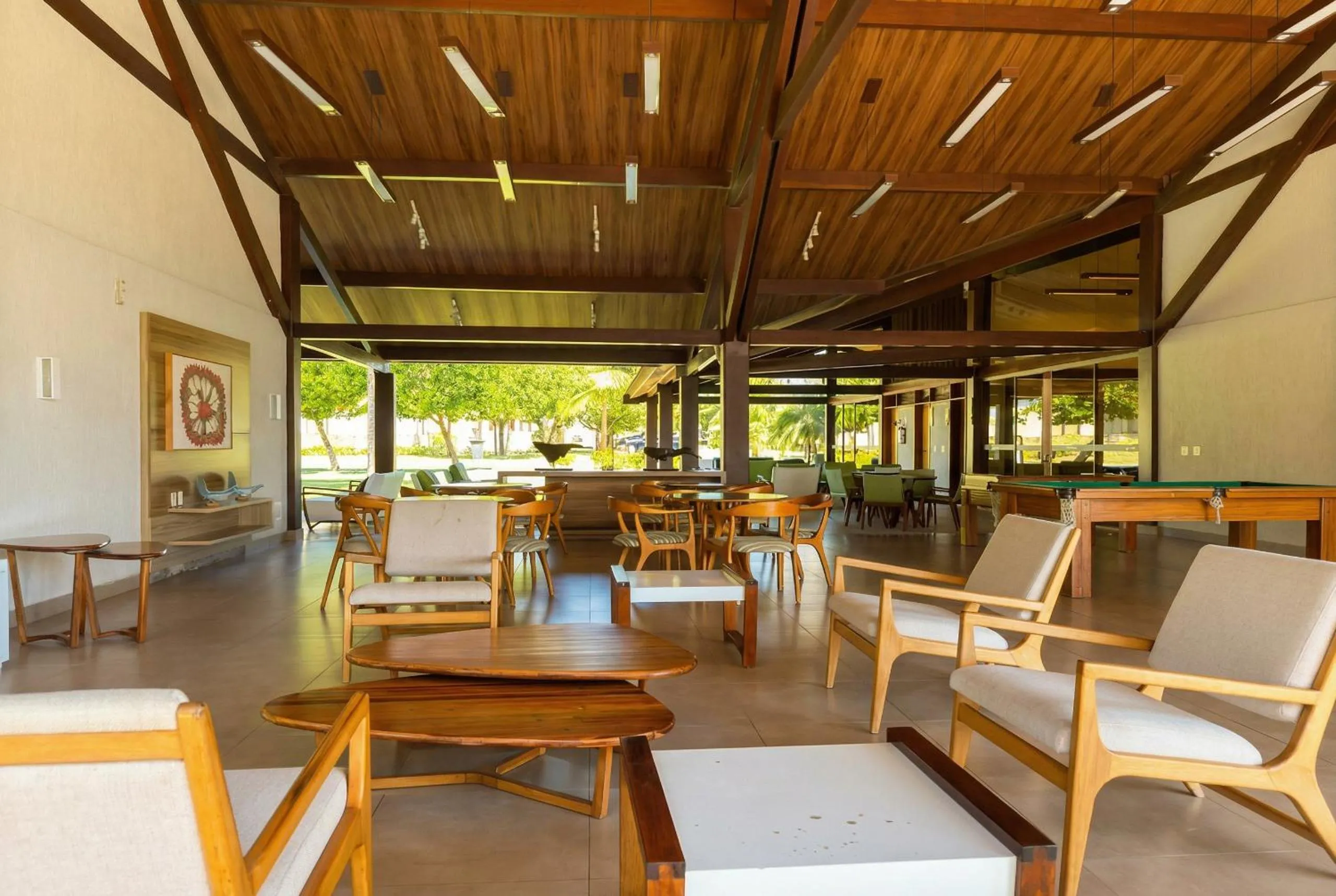 Restaurant/places to eat in Malawi Beach Resort - Flat SKY