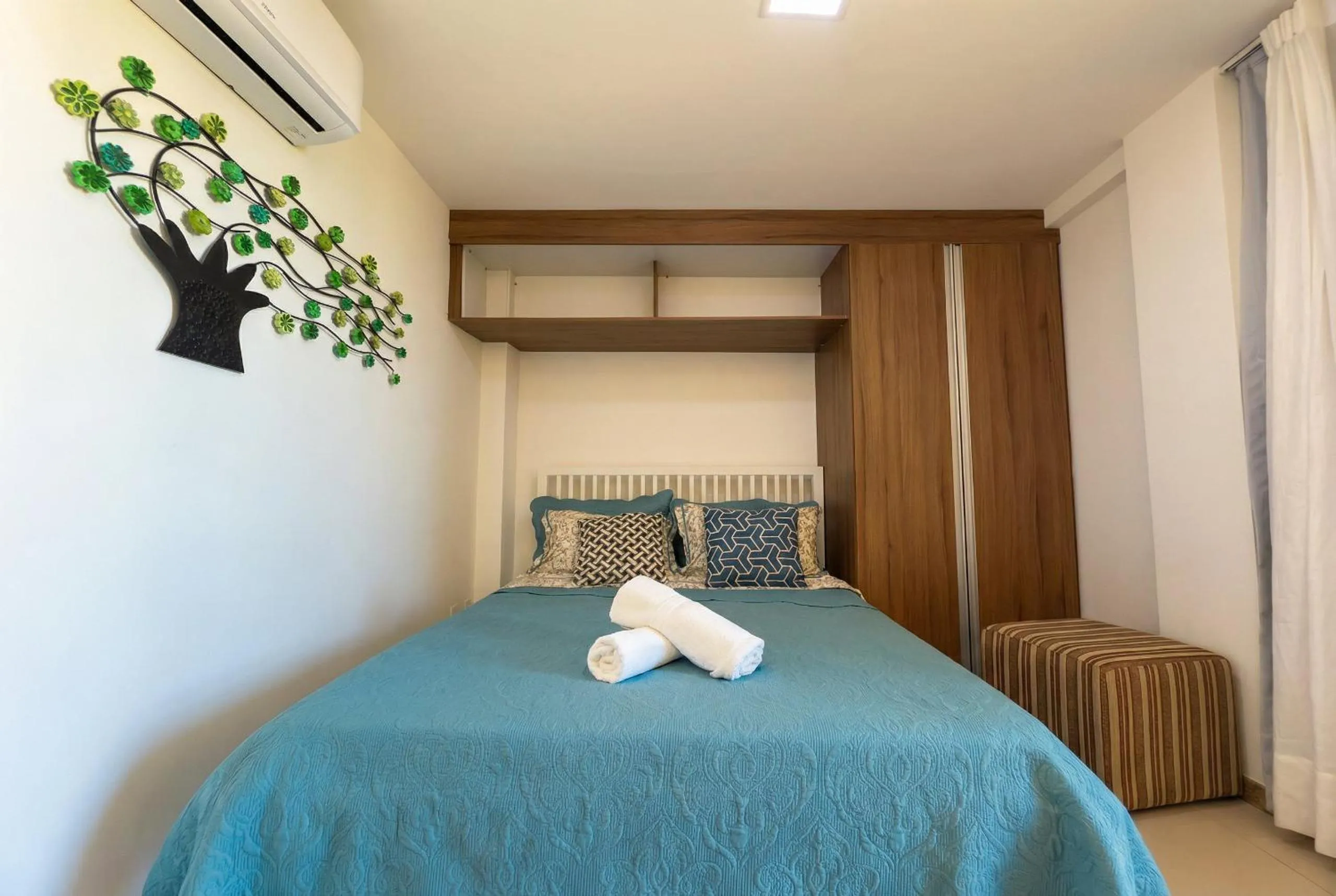 Bedroom, Bed in Malawi Beach Resort - Flat SKY