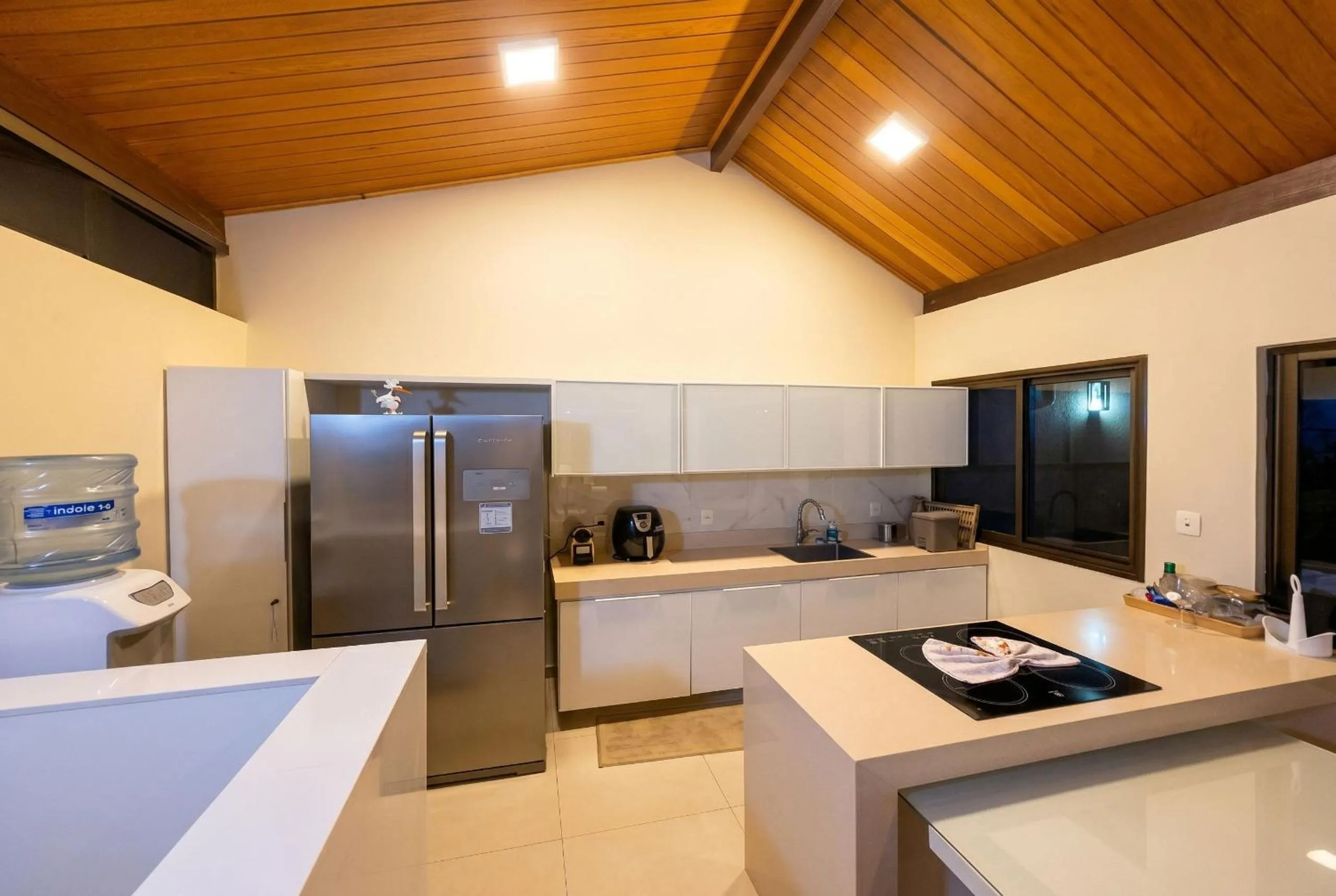 Kitchen or kitchenette in Malawi Beach Resort - Flat SKY