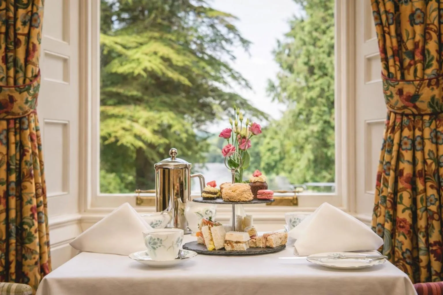 Food and drinks in Friars Carse Country House Hotel