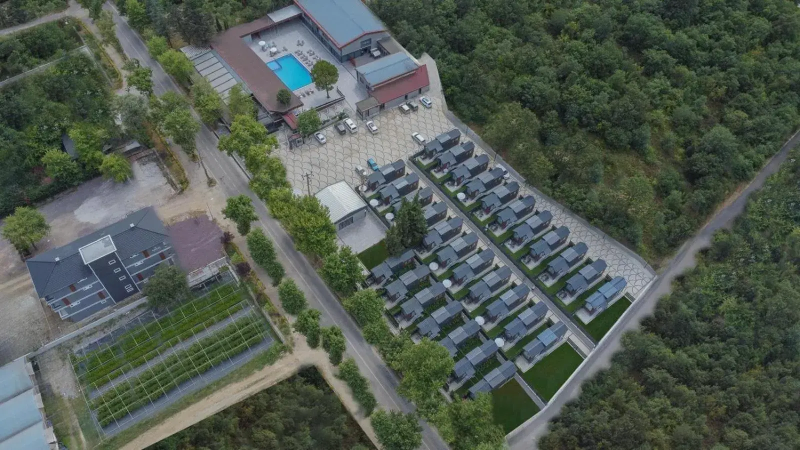 Property building in Baronet Kamping Property building in Baronet Kamping