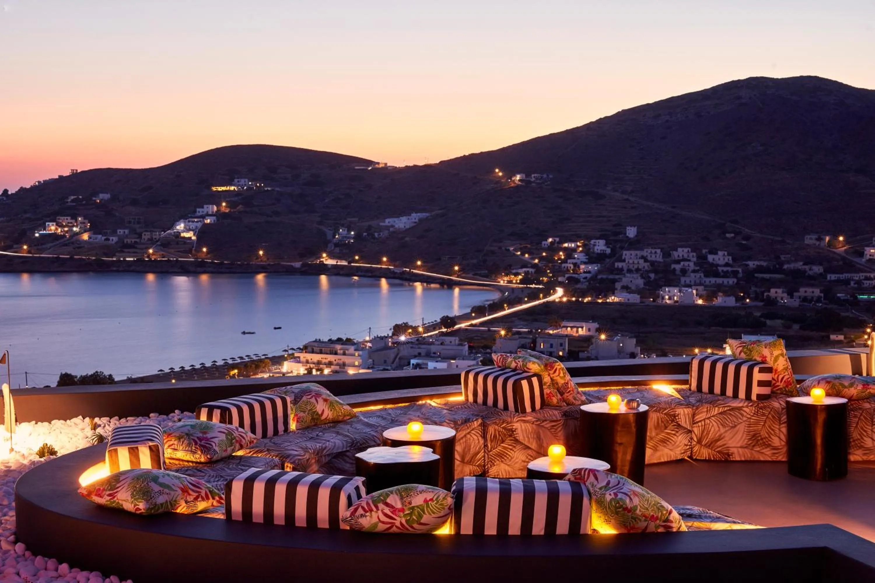 Property building in Liostasi