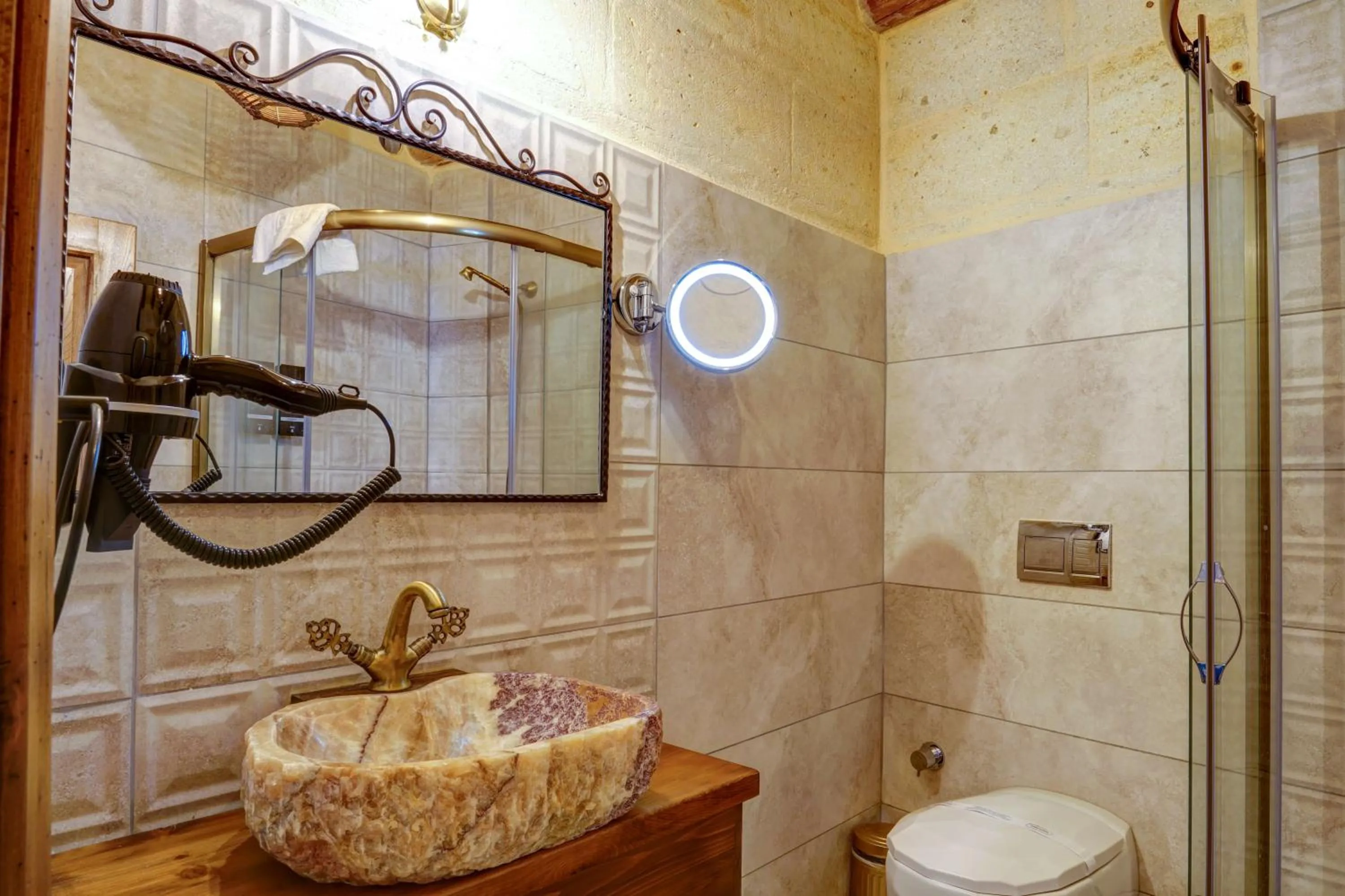 Shower in Marbay Cave Cappadocia