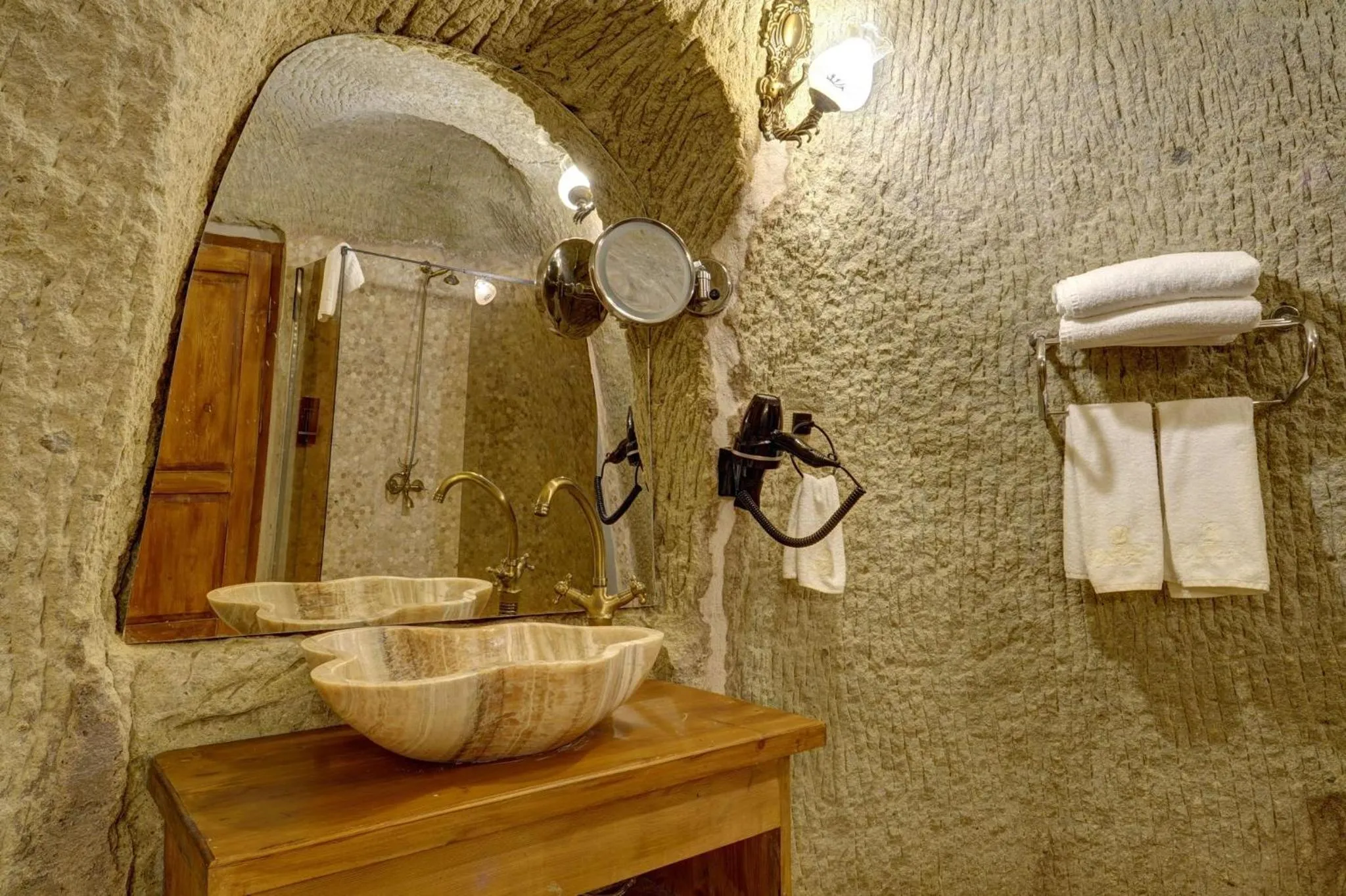 Bathroom in Marbay Cave Cappadocia