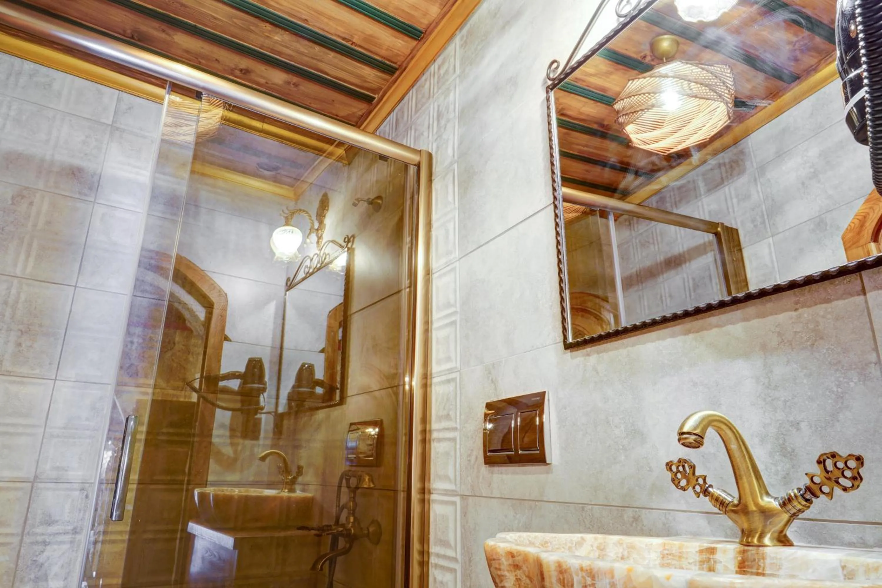 Shower in Marbay Cave Cappadocia