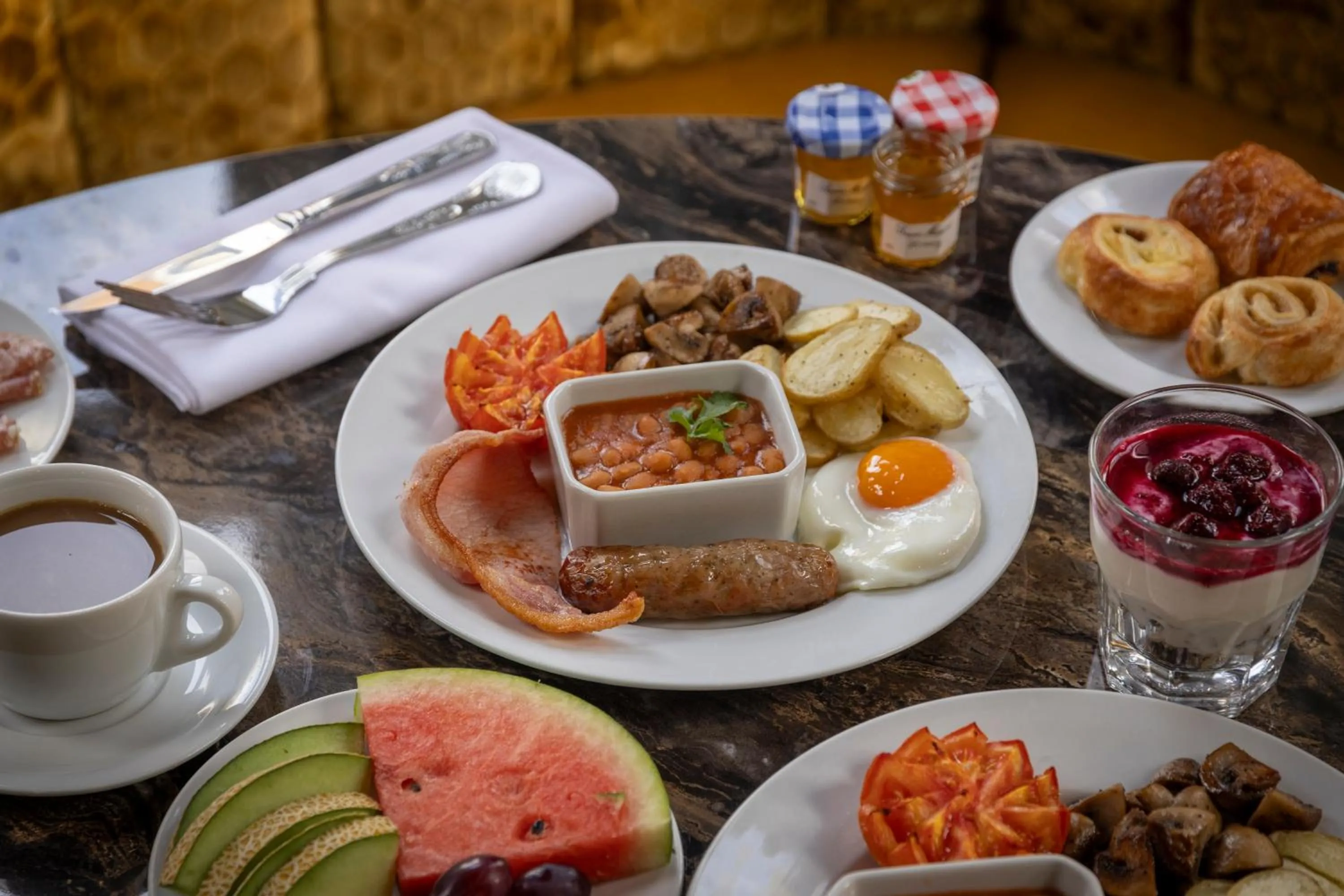 Breakfast in Best Western Abbots Barton Hotel