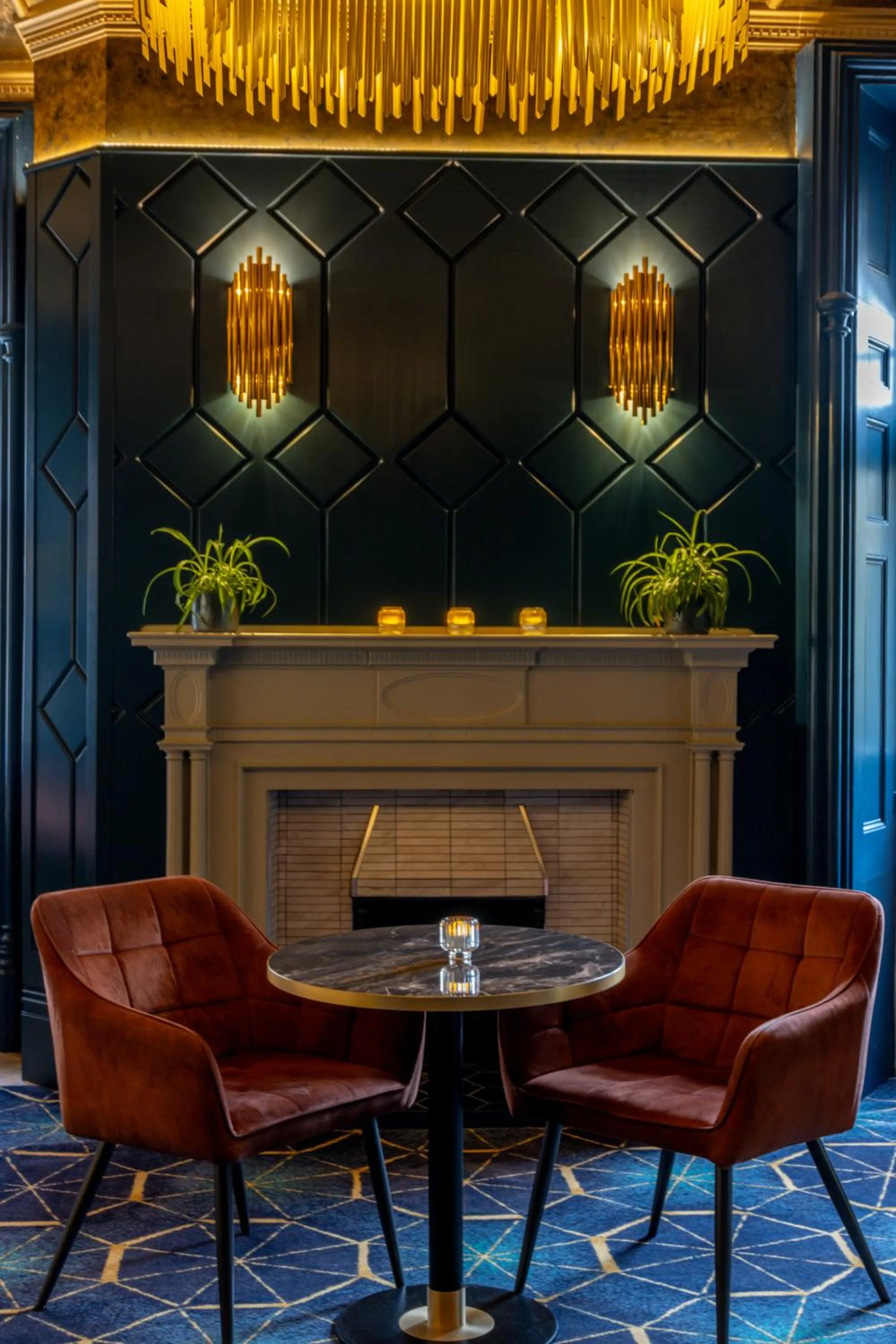 Lounge or bar in Best Western Abbots Barton Hotel