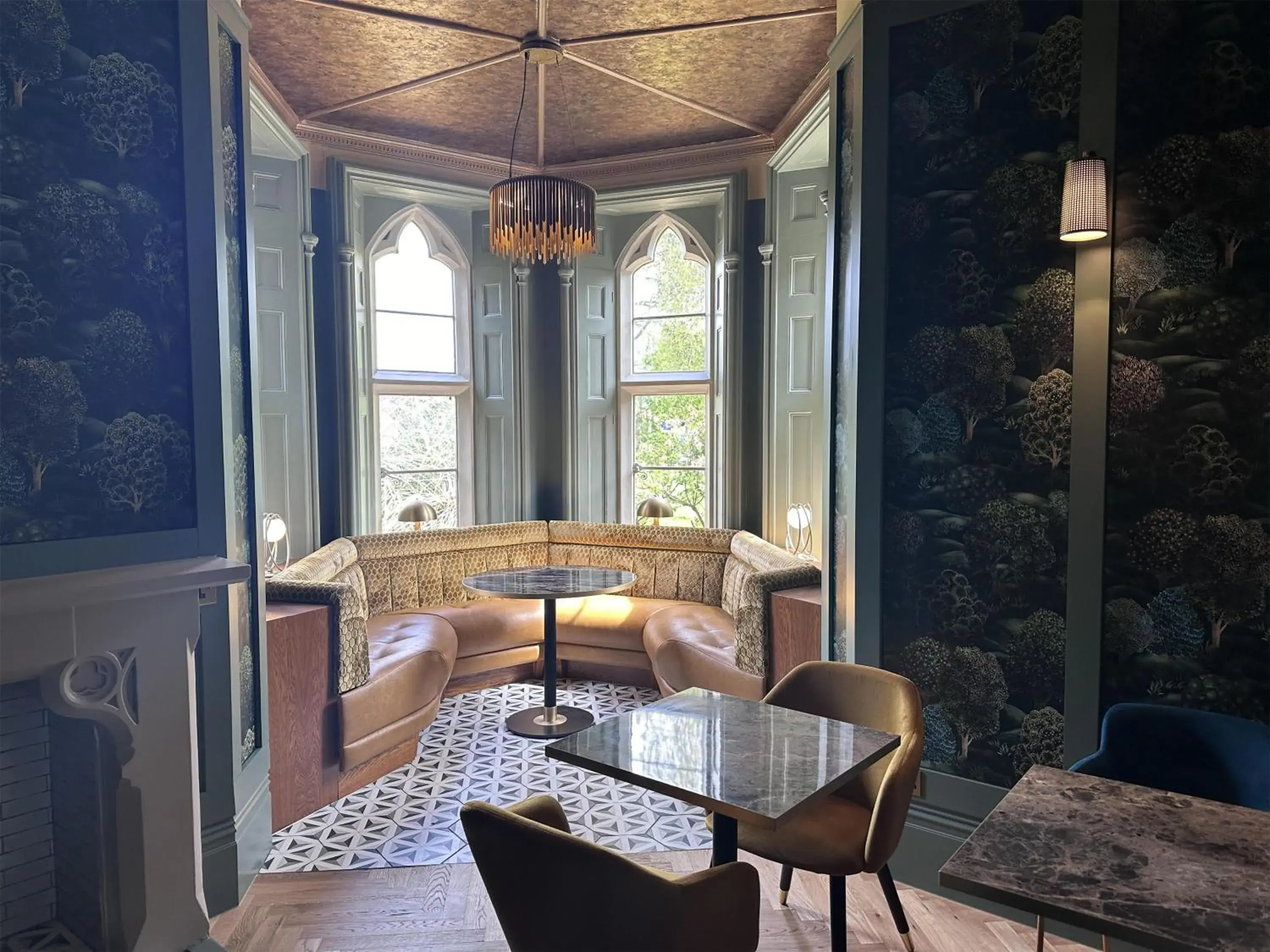 Lounge or bar in Best Western Abbots Barton Hotel Lounge or bar in Best Western Abbots Barton Hotel