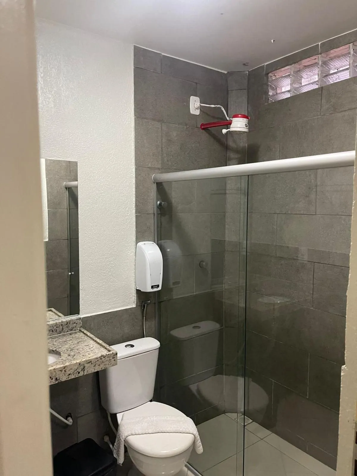 Bathroom in A Cabana pousada