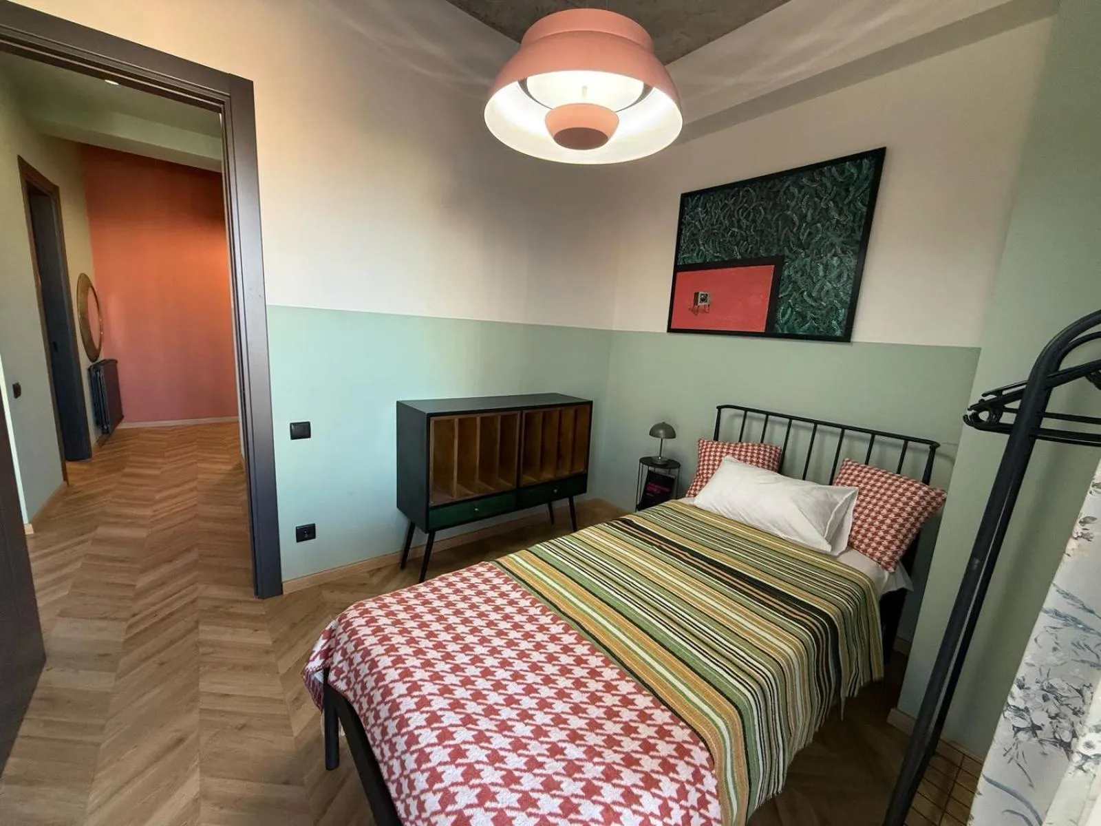 Bed in SoTa Metekhi Hotel