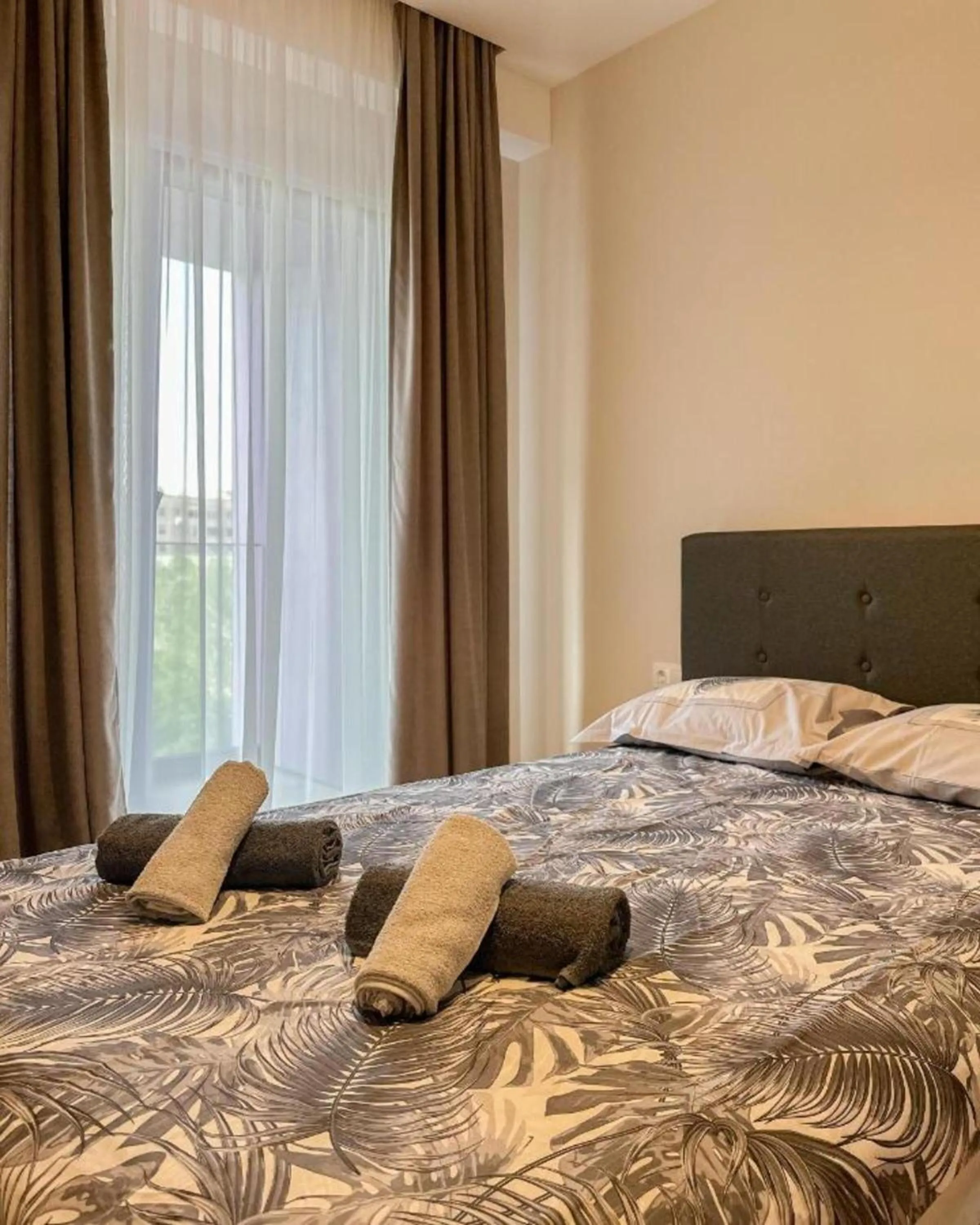 Bed in SoTa Metekhi Hotel