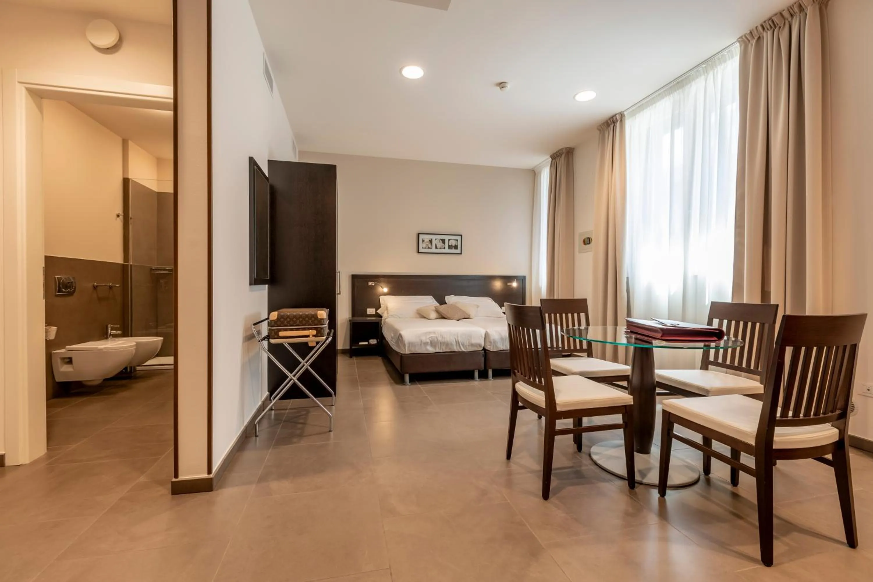 Bedroom, Bed in Mosaico Suite