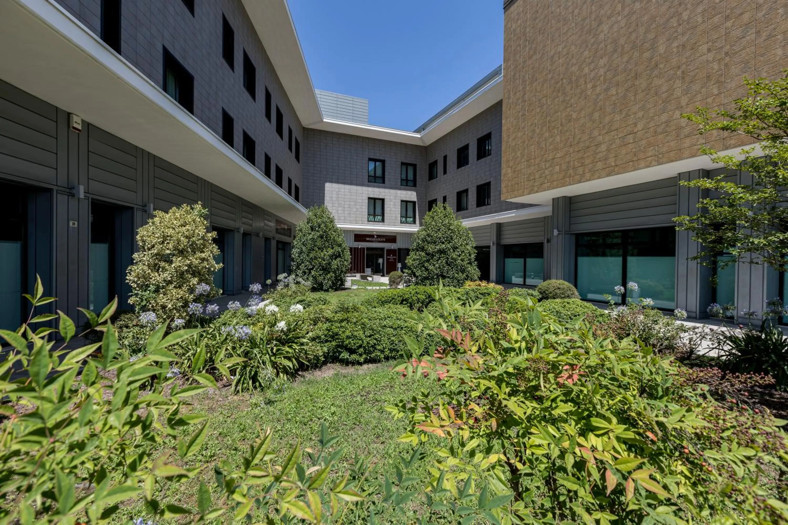 Property building in Mosaico Suite