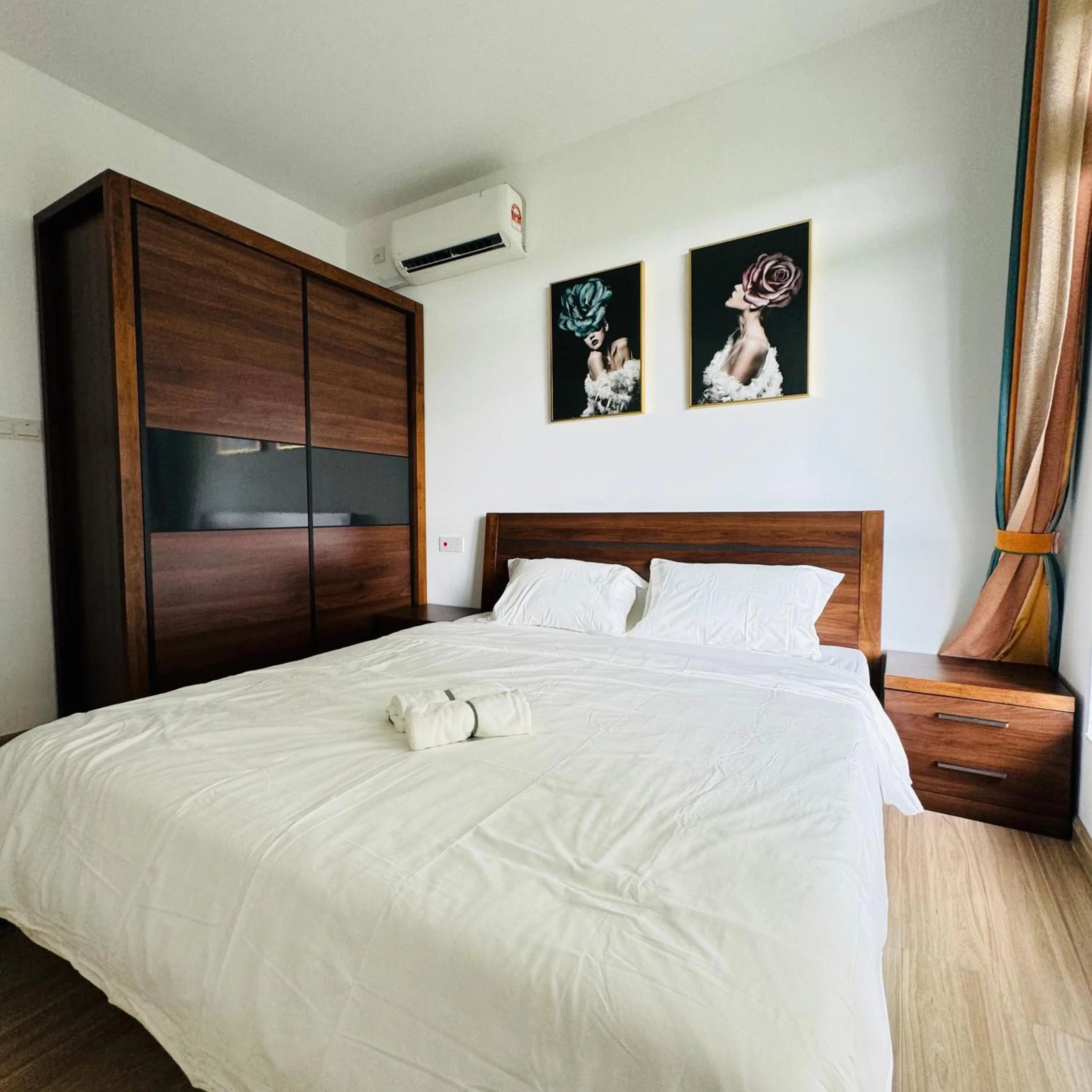 Cozy 2B1R 3pax Condo Forest City C3-1002