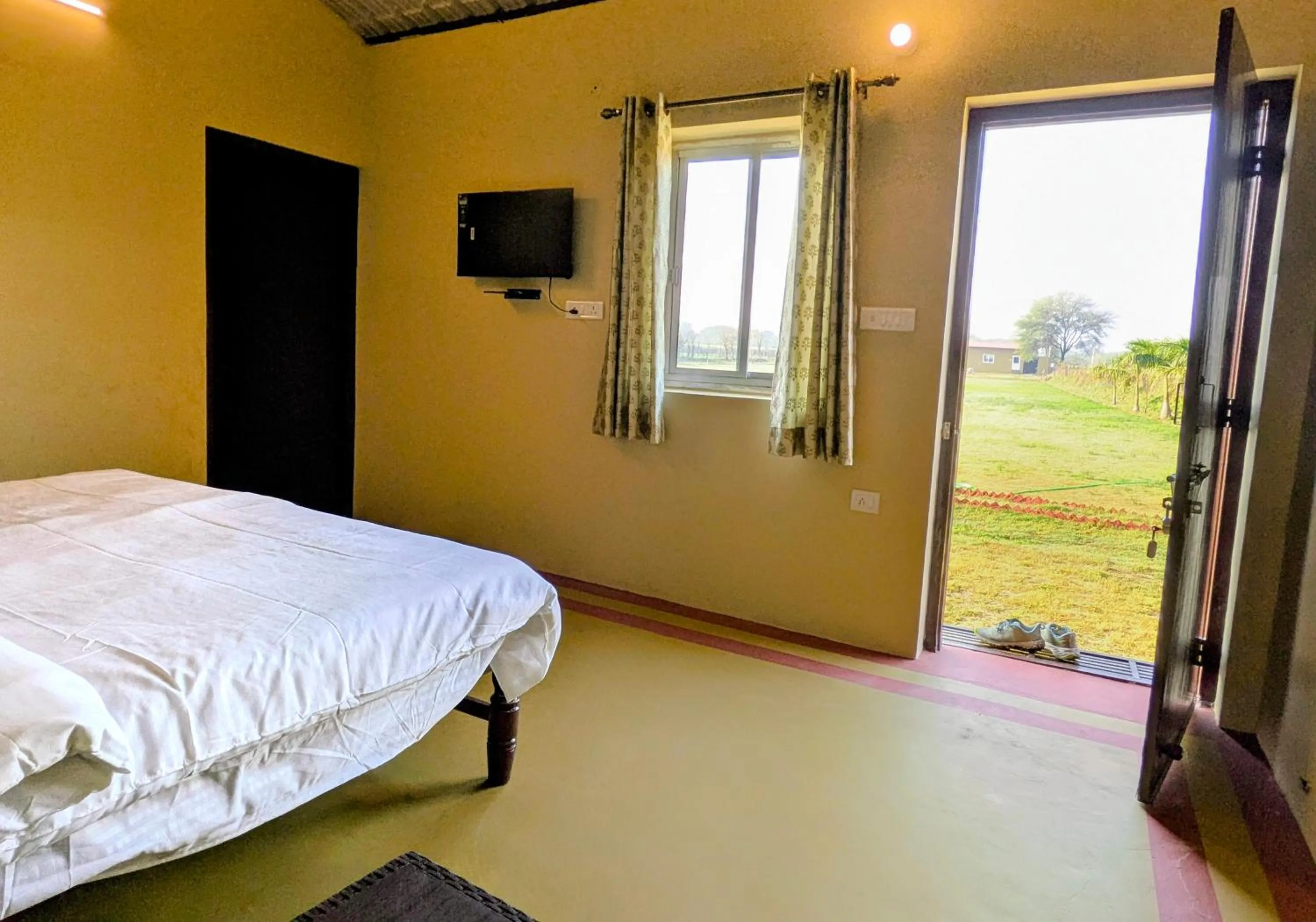 Bed in Ranthambhore Tiger Village