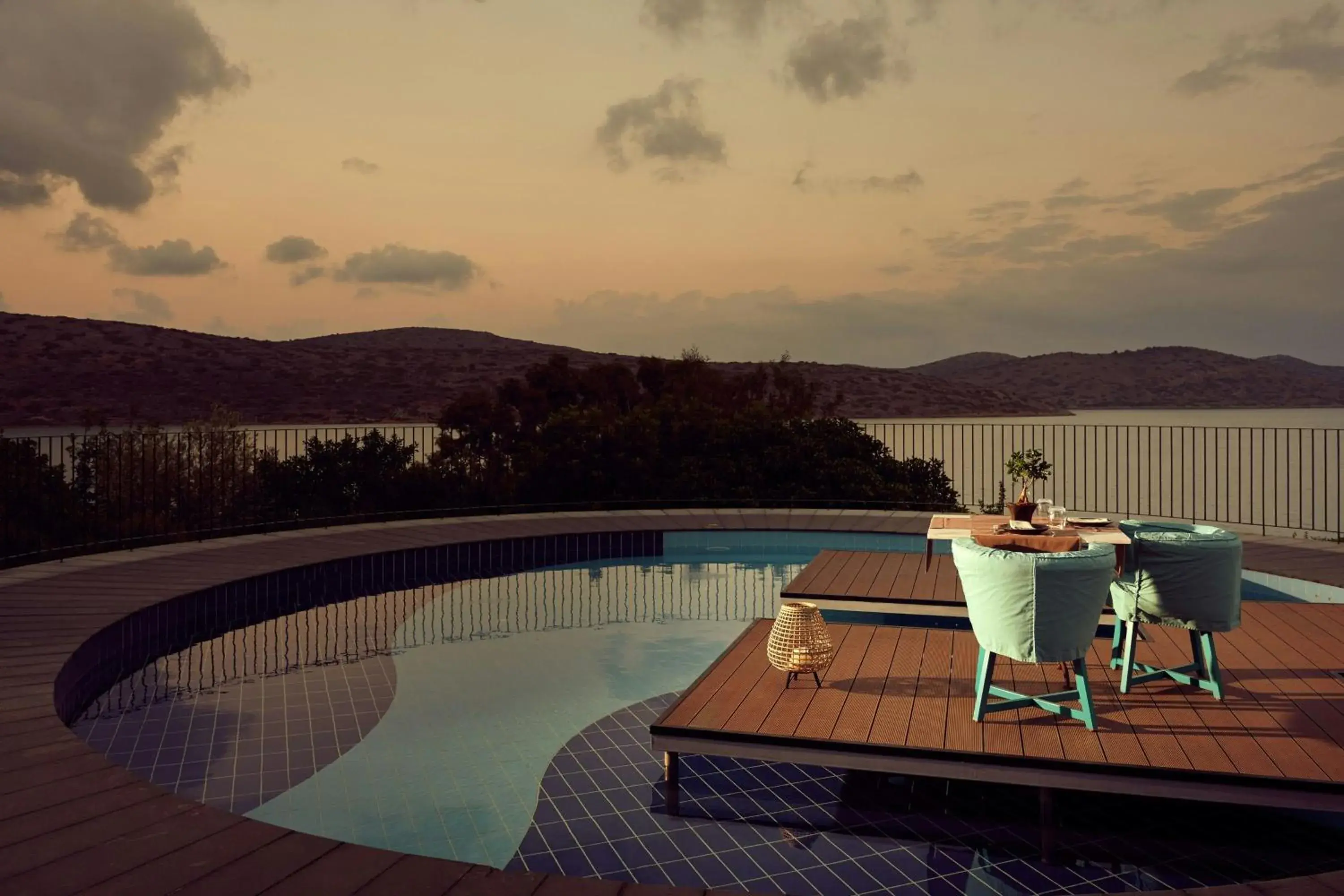 Restaurant/places to eat in Domes of Elounda, Autograph Collection Restaurant/places to eat in Domes of Elounda, Autograph Collection