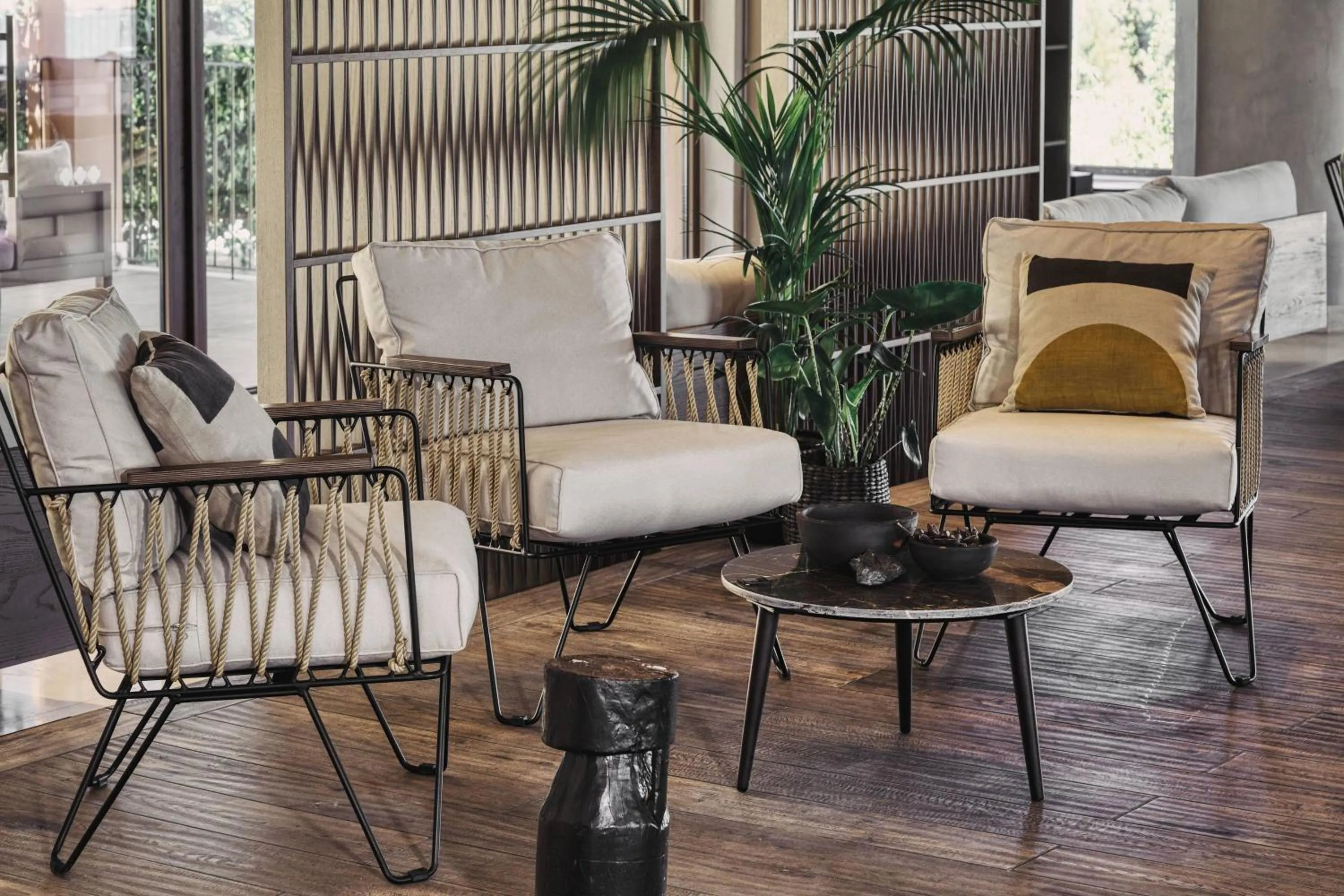 Lounge or bar in Domes of Elounda, Autograph Collection