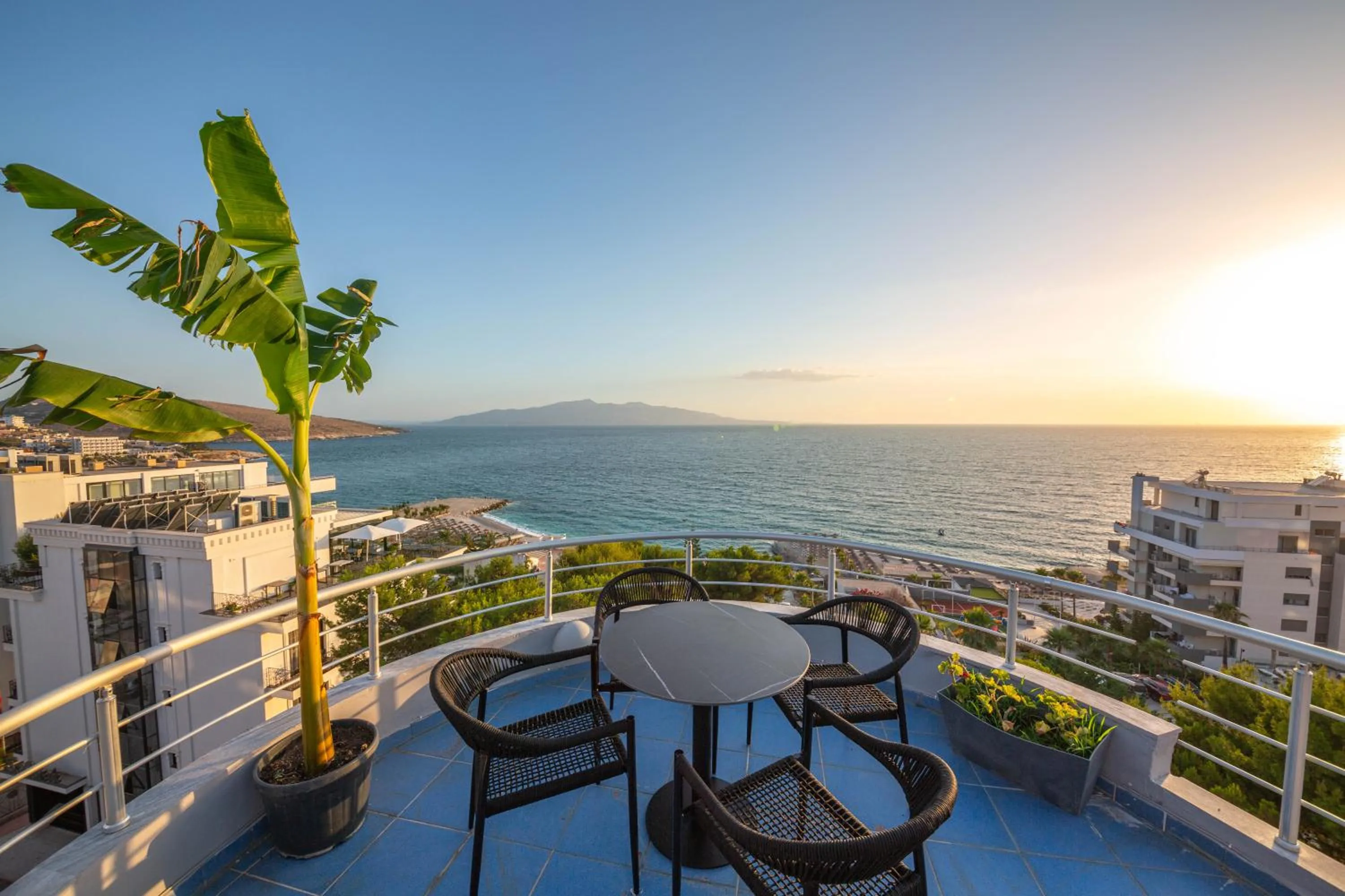 Hotel Sea Breeze
