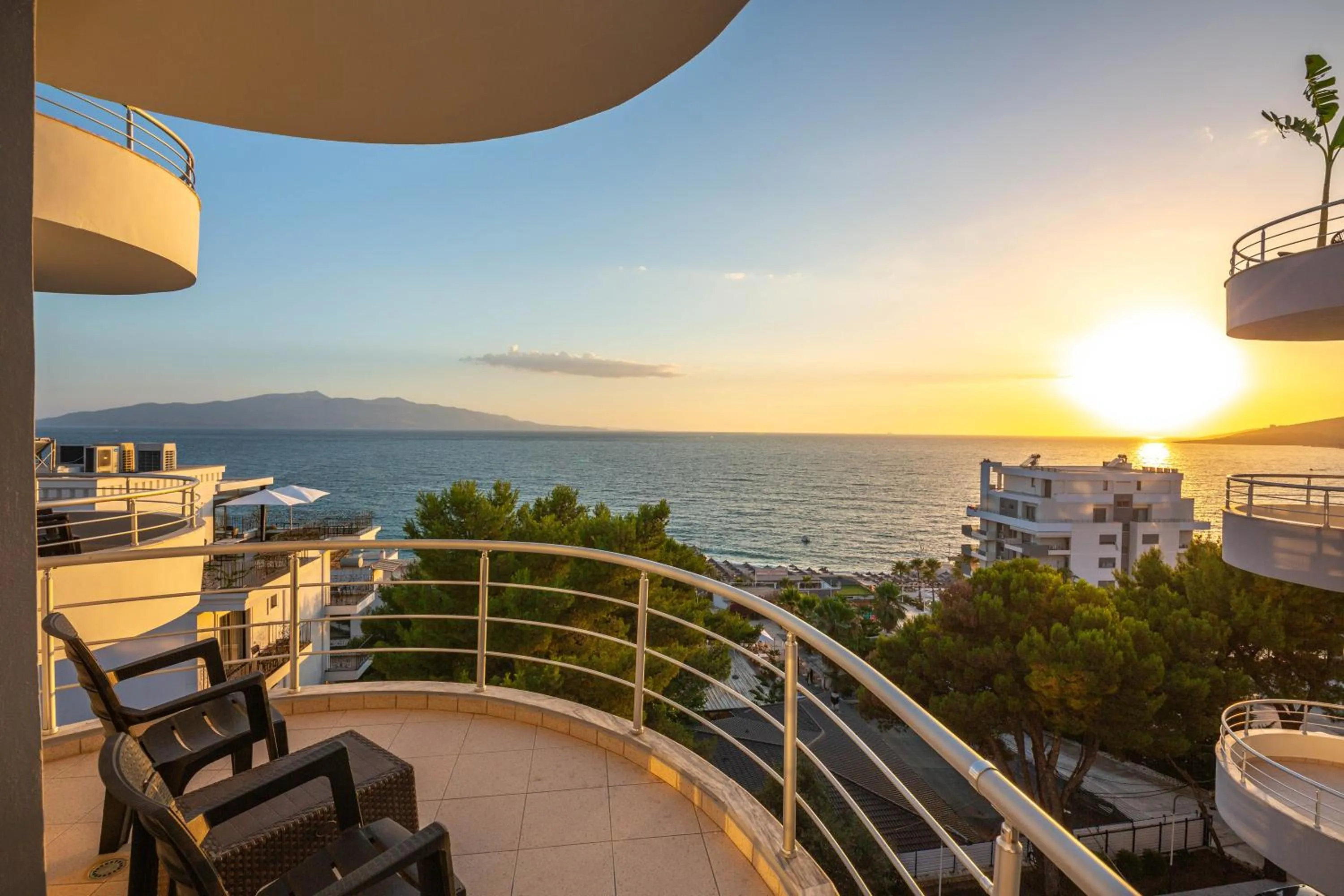 Hotel Sea Breeze