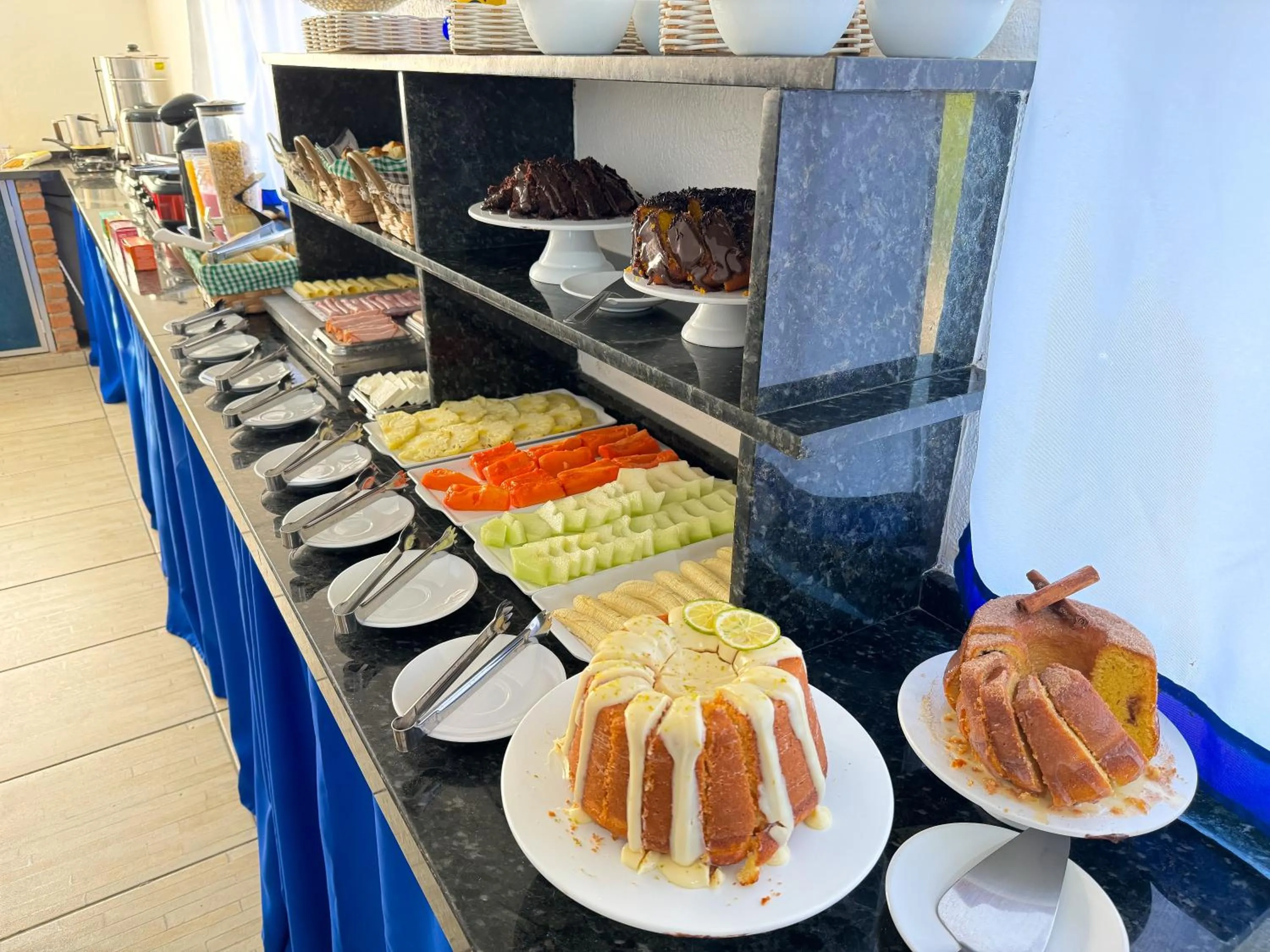 Buffet breakfast in Pousada Maravista