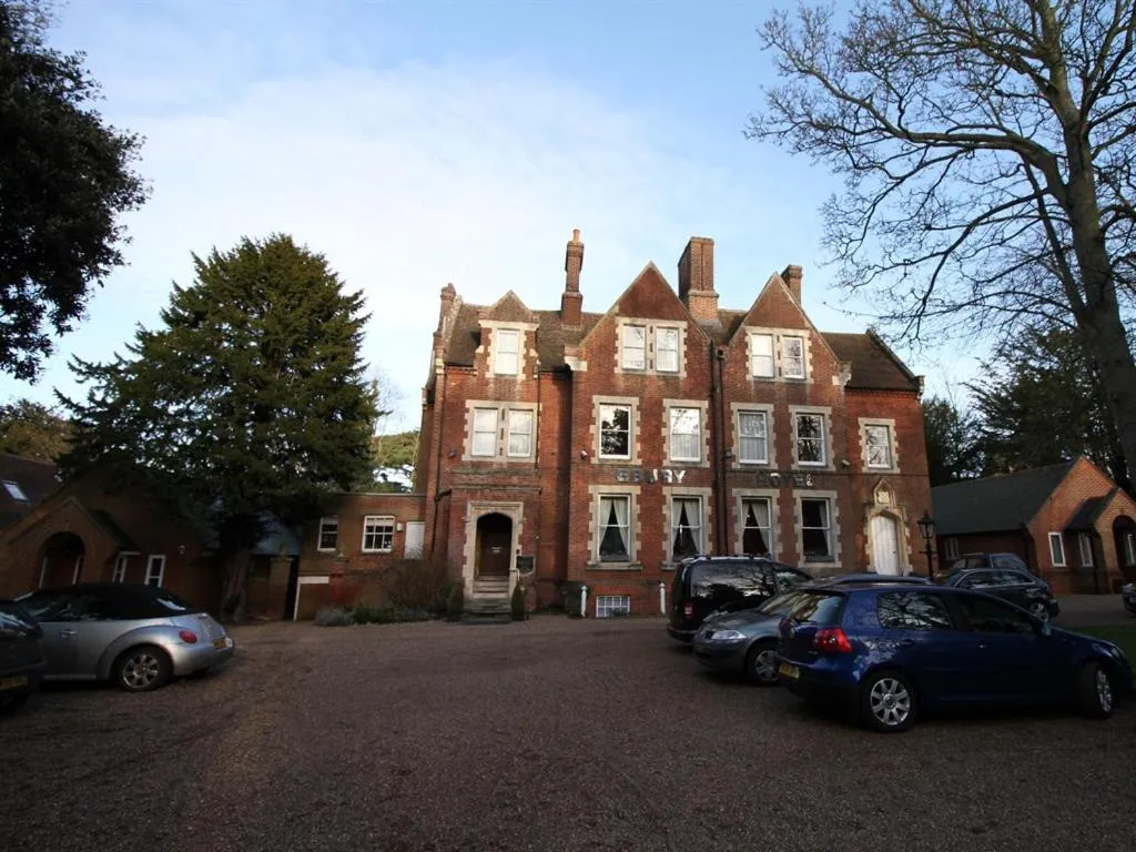 Property building in Canterbury Hotel Cottages and Apartment's