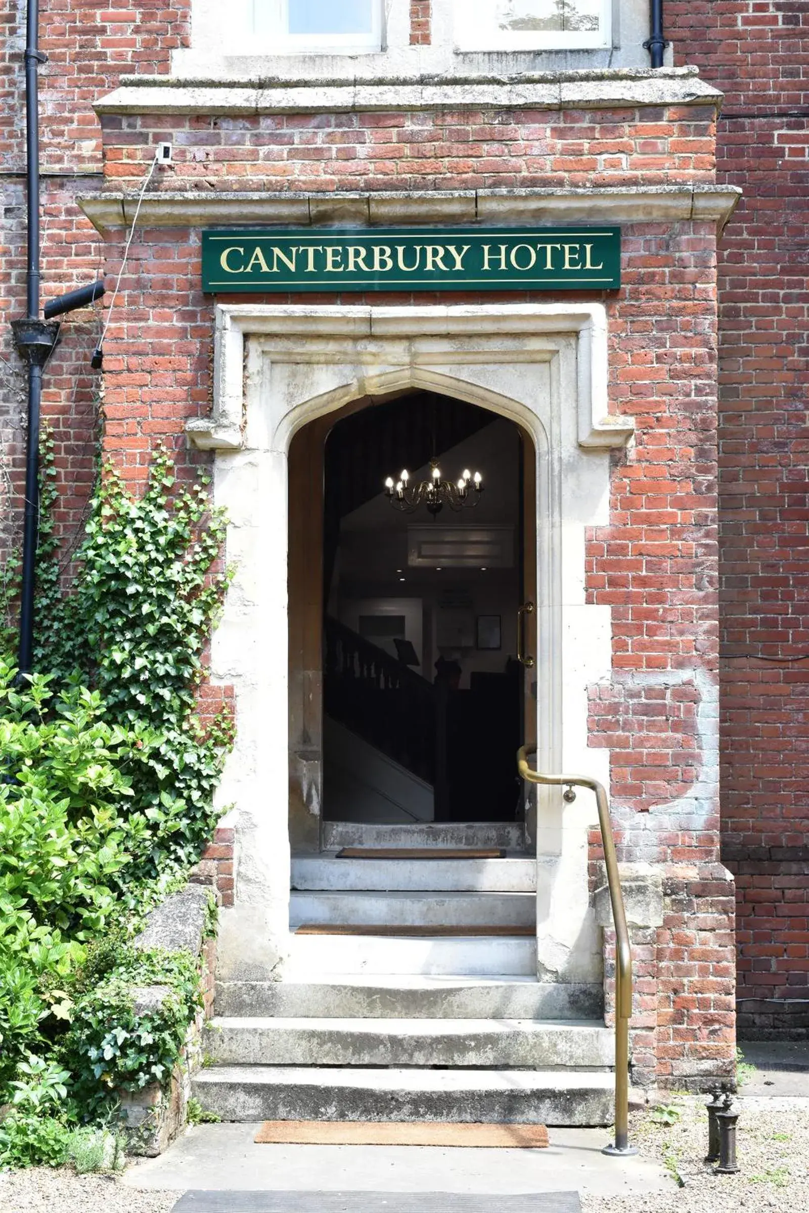 Canterbury Hotel Cottages and Apartments Canterbury Hotel Cottages and Apartments