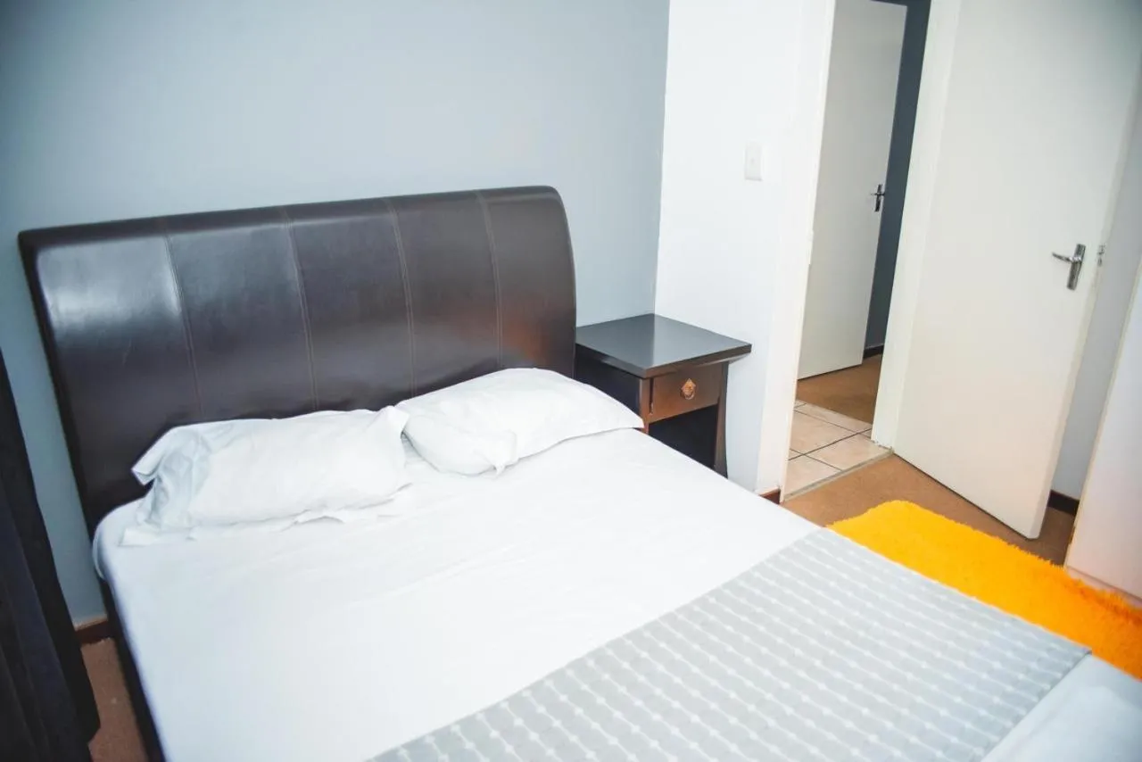 Bed in Reedsview Apartment