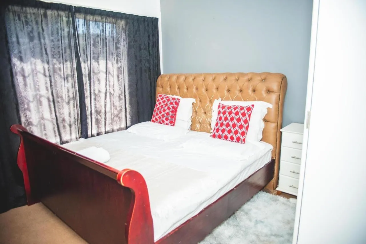 Bed in Reedsview Apartment