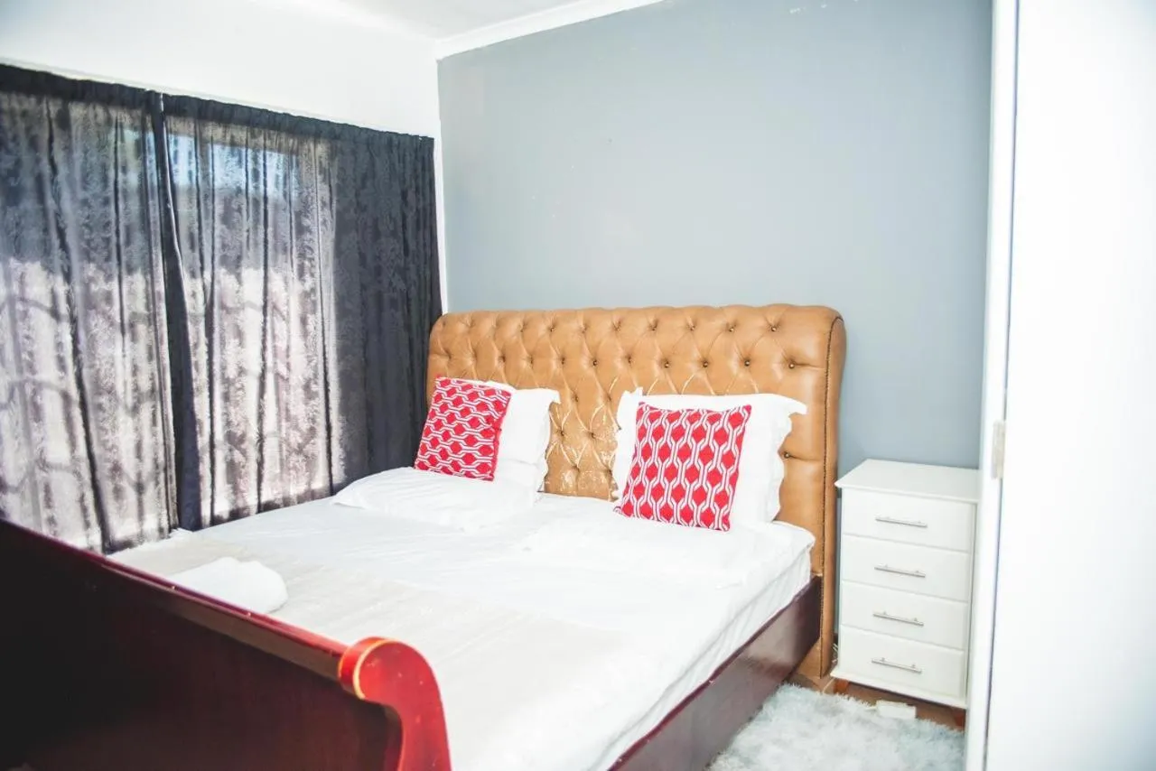 Bed in Reedsview Apartment