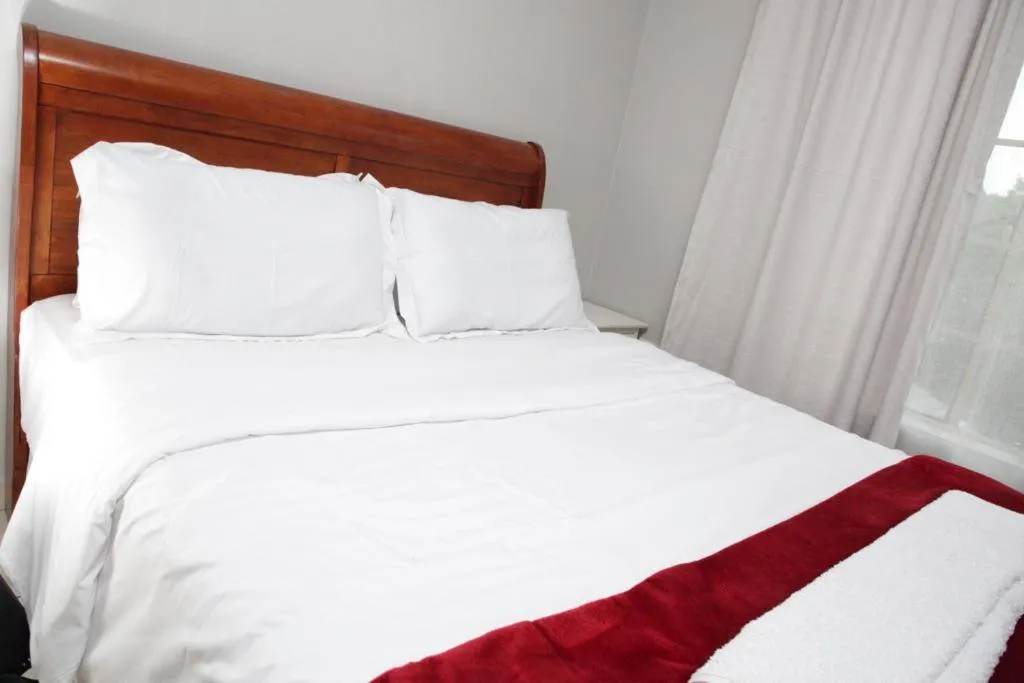 Bed in Reedsview Apartment